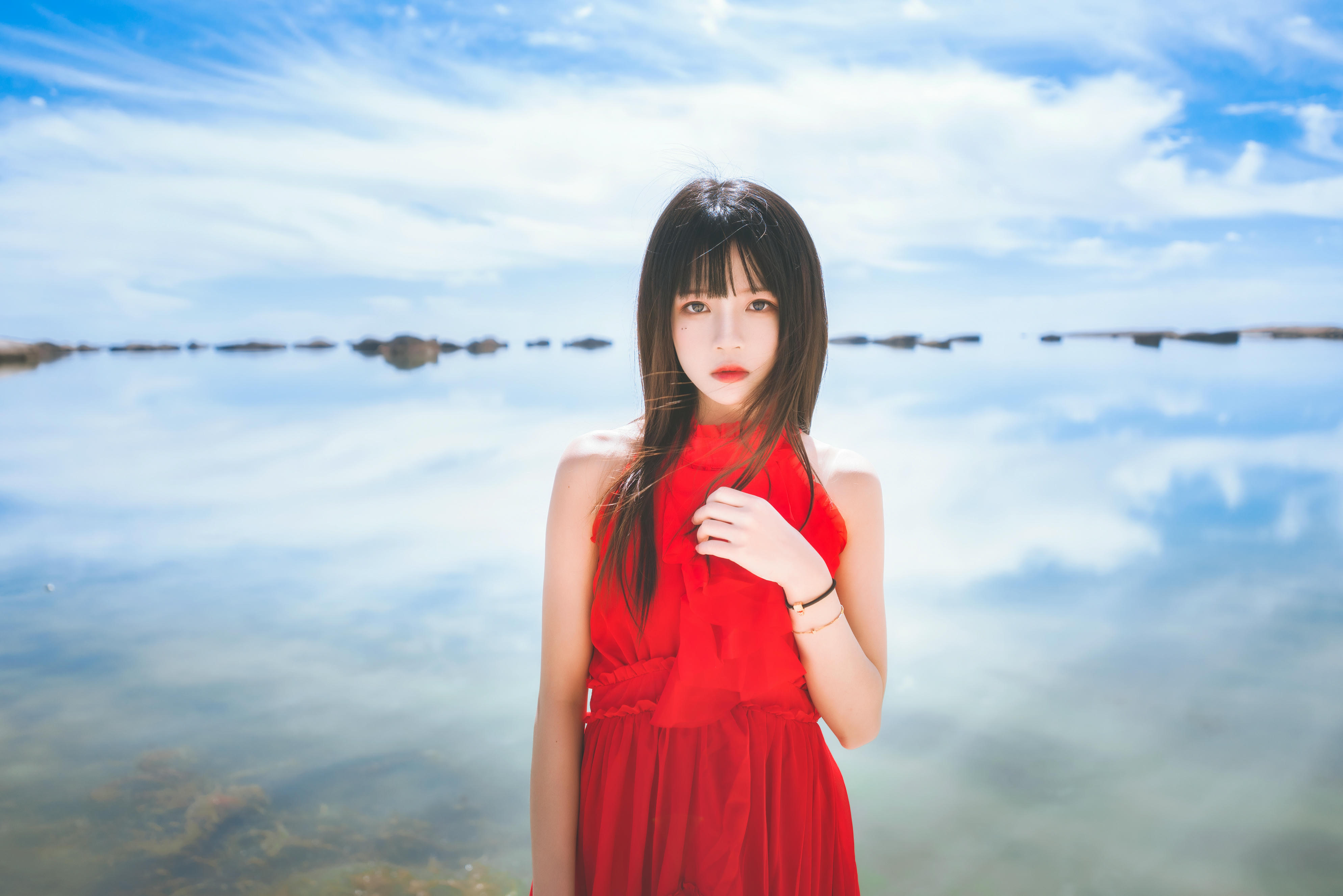 [喵糖映画] VOL.372 海边红裙[25P／461MB]_第2集