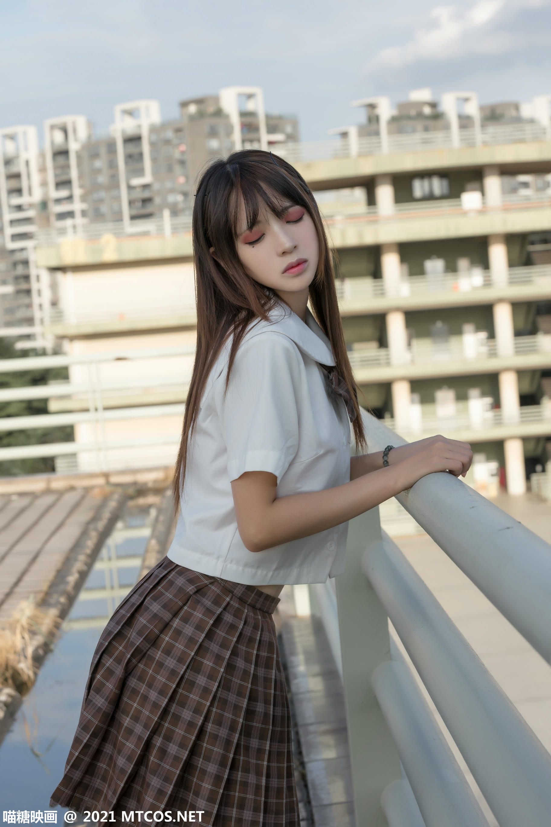 [喵糖映画] VOL.375 忧郁少女[34P／358MB]_第1集