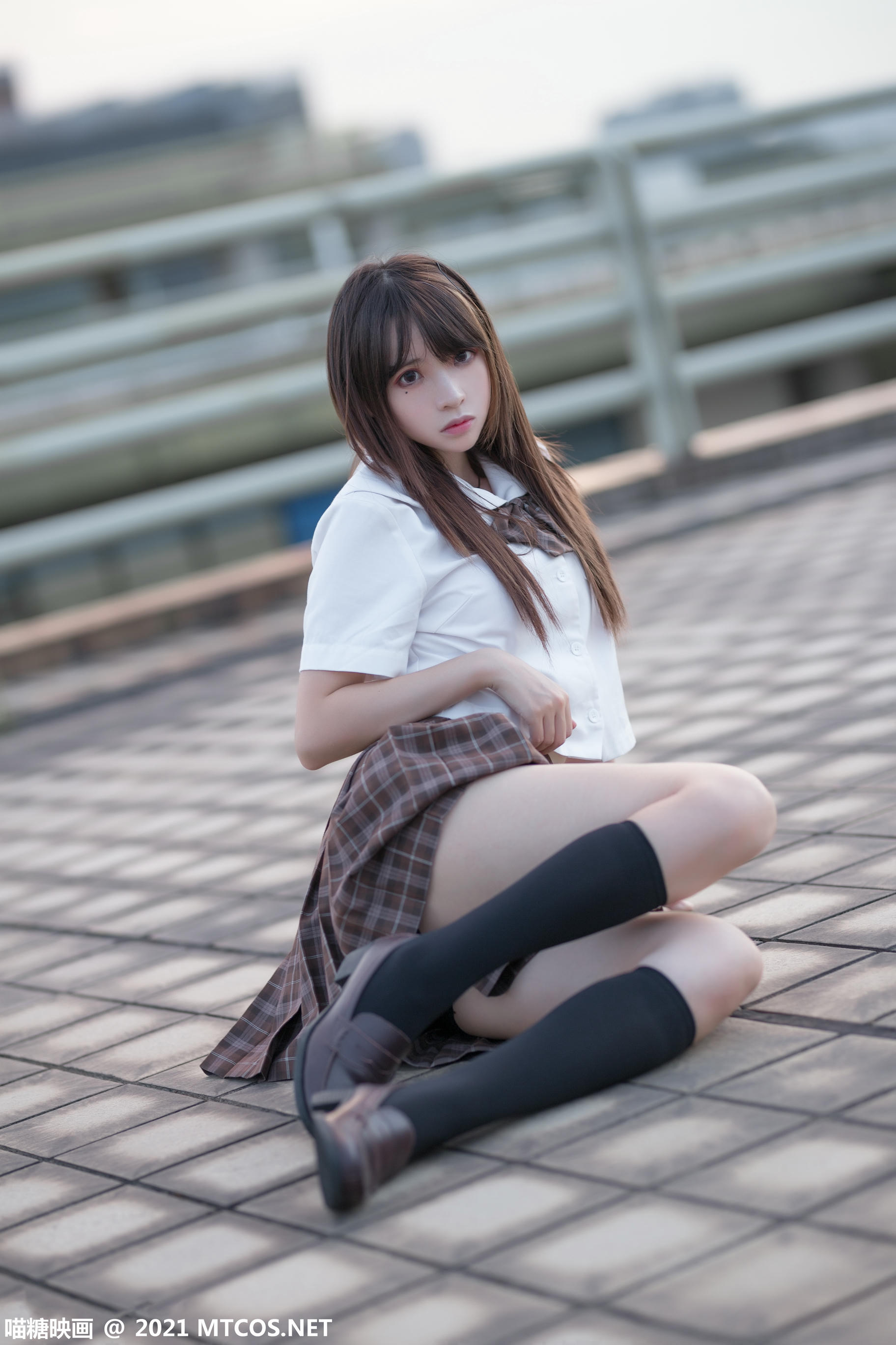 [喵糖映画] VOL.375 忧郁少女[34P／358MB]_第2集