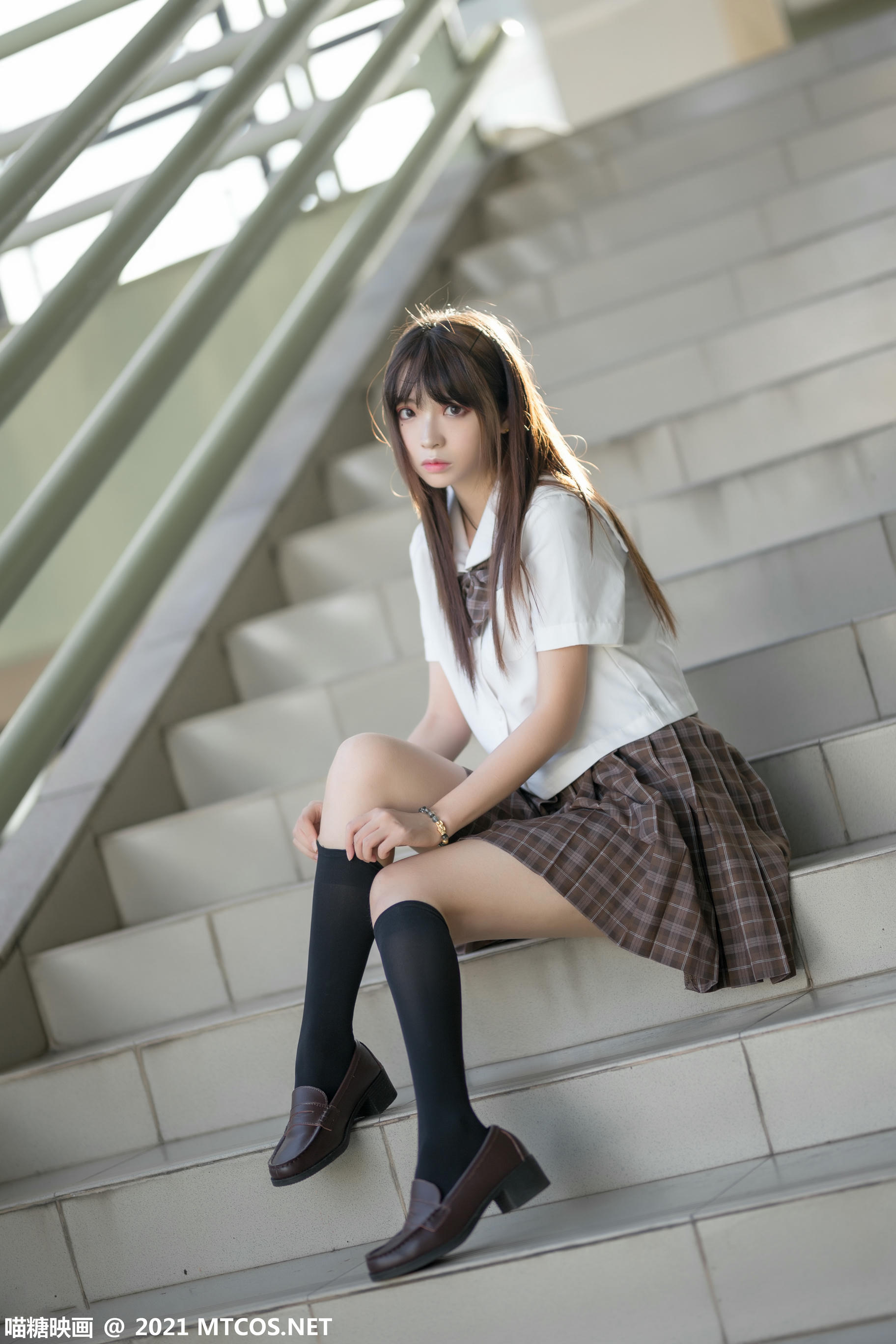 [喵糖映画] VOL.375 忧郁少女[34P／358MB]_第1集