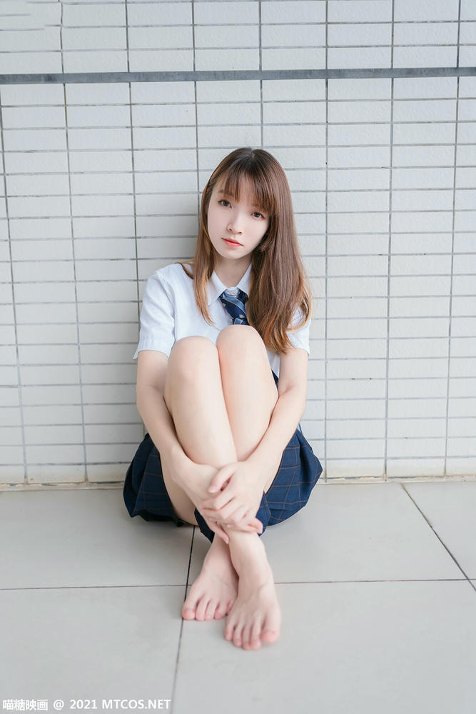 [喵糖映画] VOL.376 芊芊细腿[47P／80.9MB]_第1集