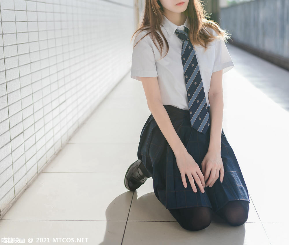 [喵糖映画] VOL.376 芊芊细腿[47P／80.9MB]_第1集