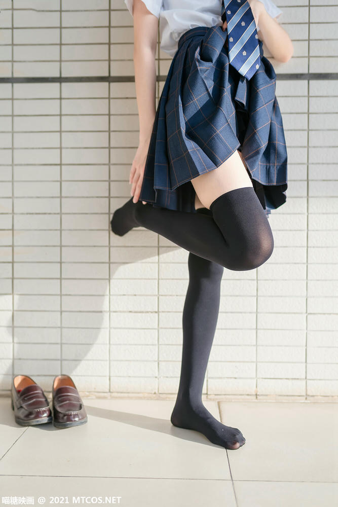 [喵糖映画] VOL.376 芊芊细腿[47P／80.9MB]_第2集