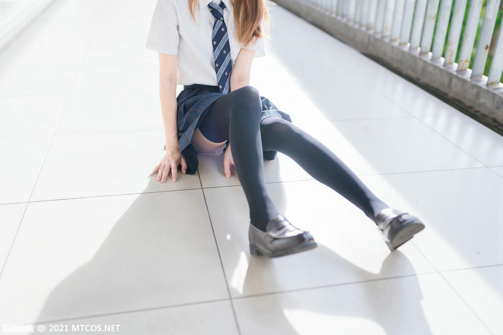 [喵糖映画] VOL.376 芊芊细腿[47P／80.9MB]_第2集