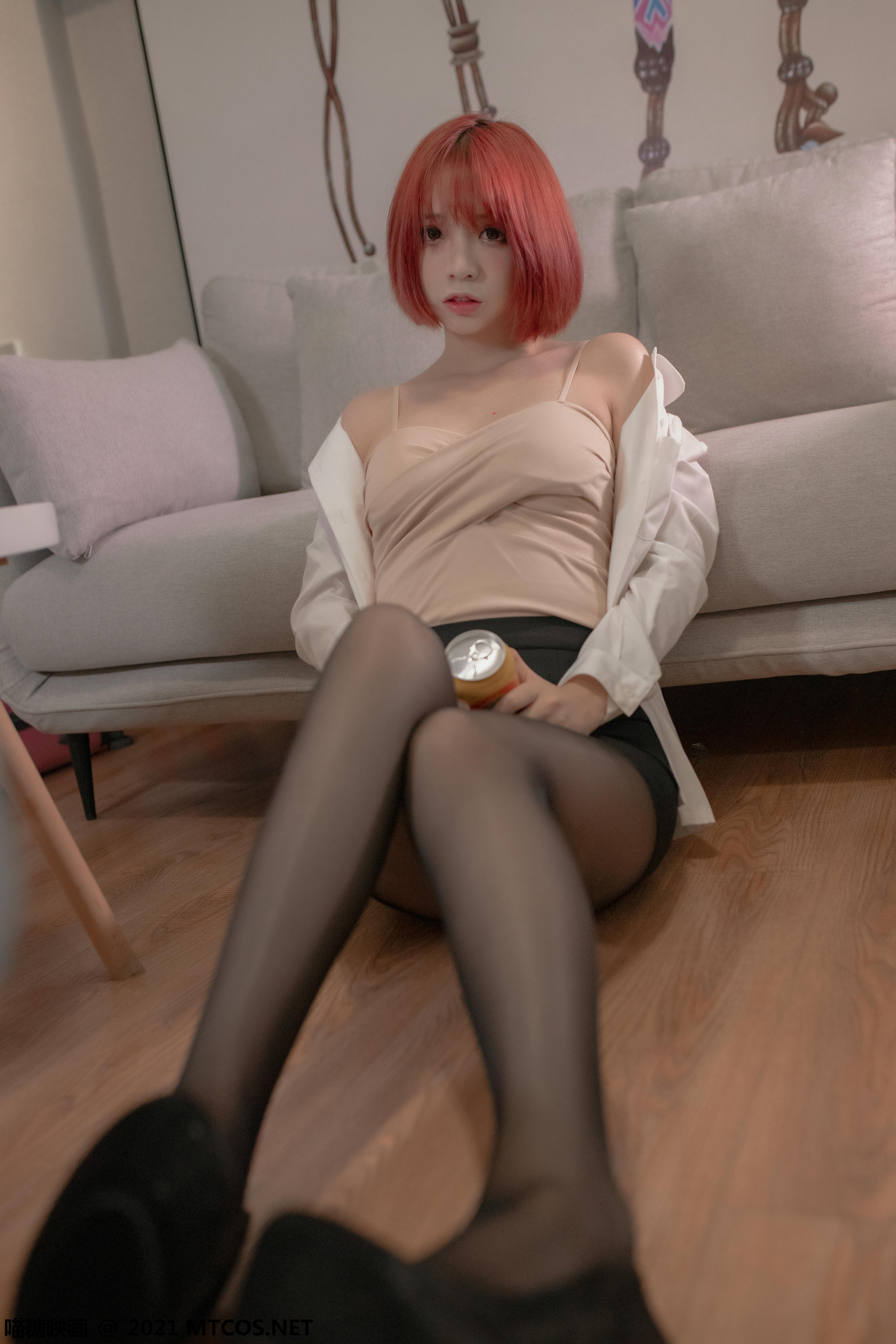 [喵糖映画] VOL.379 制服OL[26P／731MB]_第2集