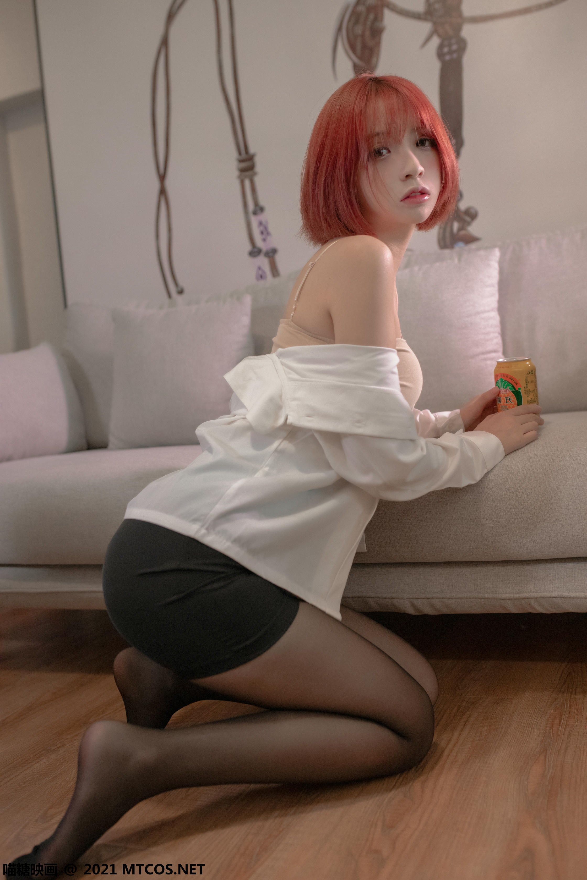 [喵糖映画] VOL.379 制服OL[26P／731MB]_第2集