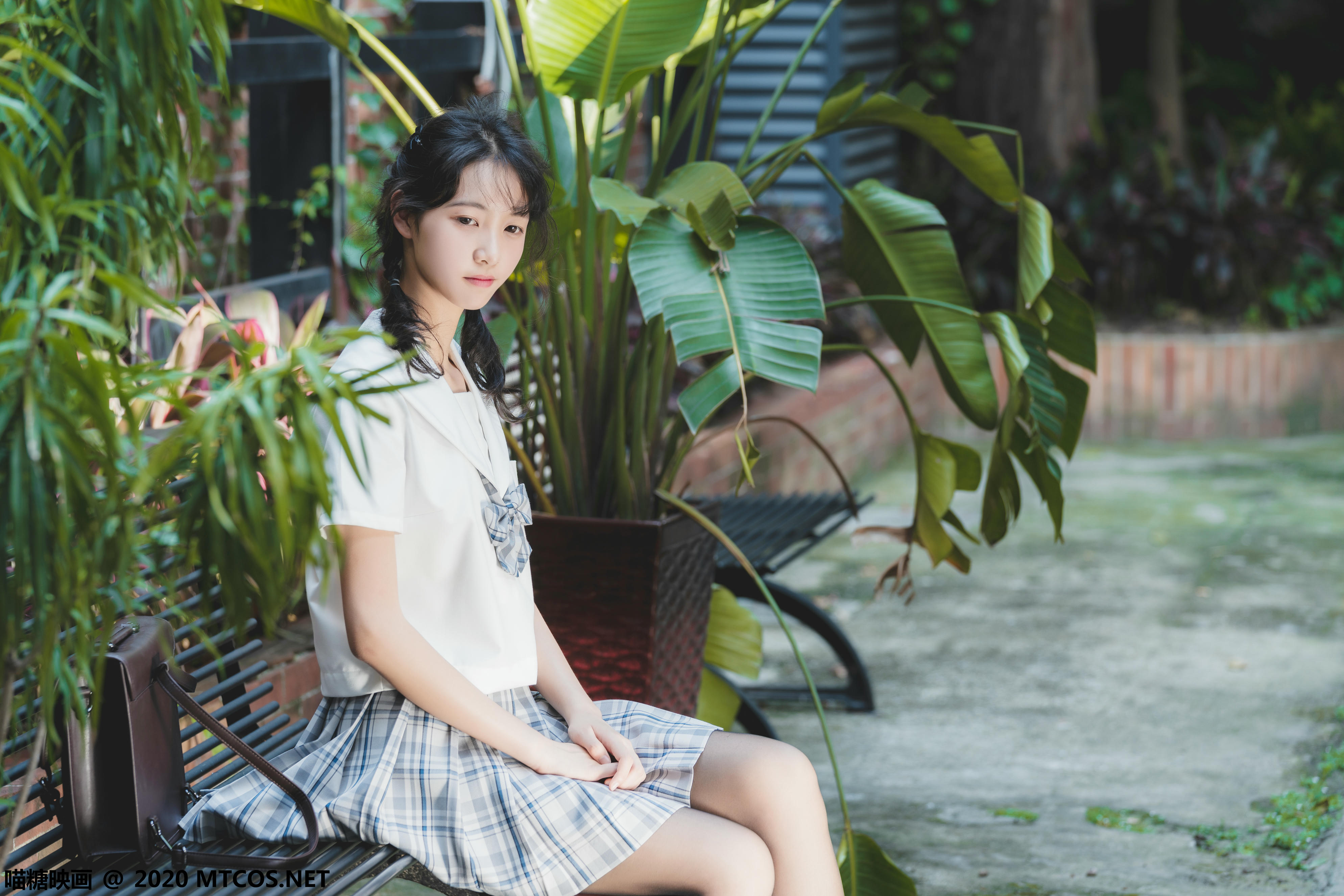 [喵糖映画] JKL.018 户外JK制服[54P／1.23GB]_第1集