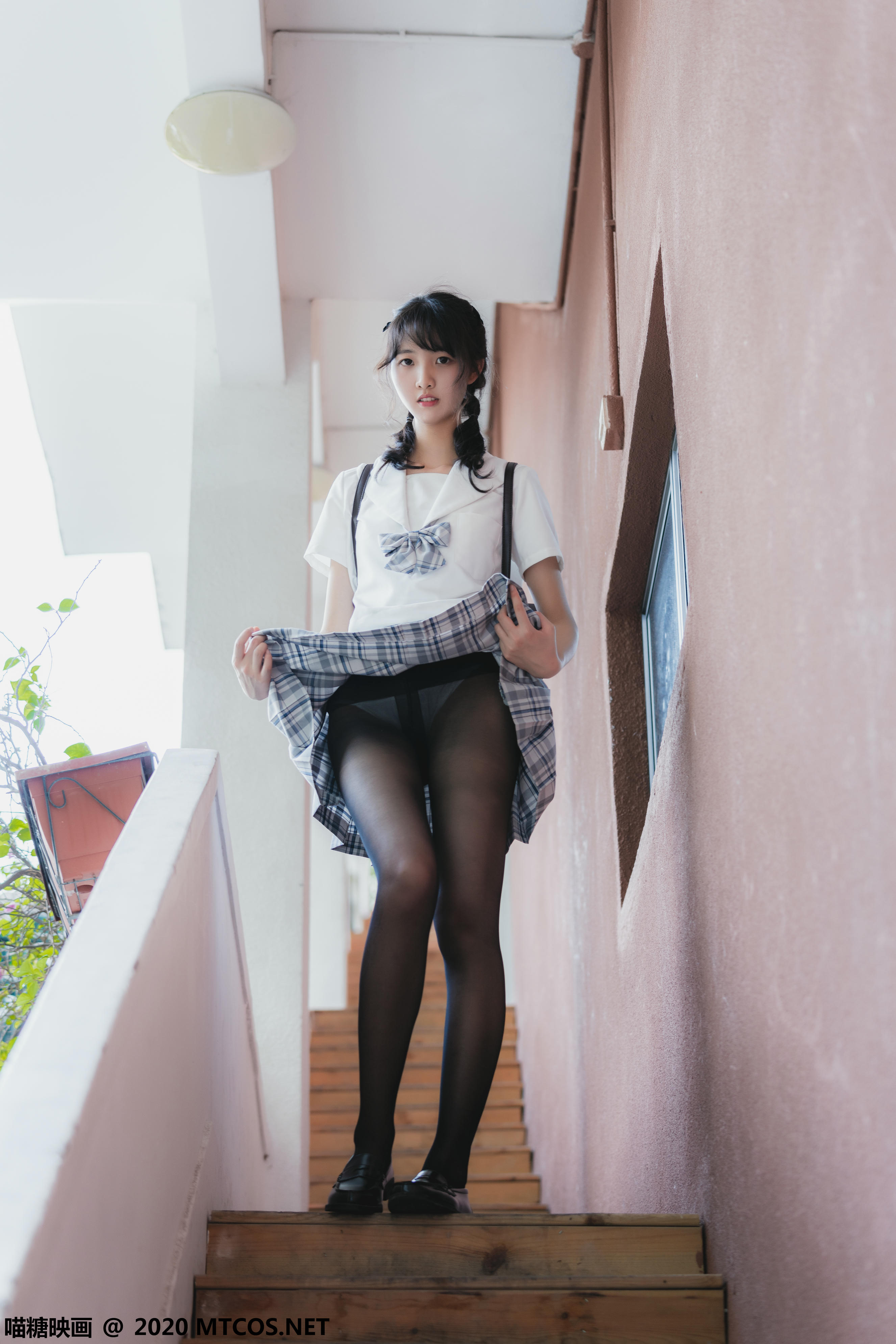 [喵糖映画] JKL.018 户外JK制服[54P／1.23GB]_第2集