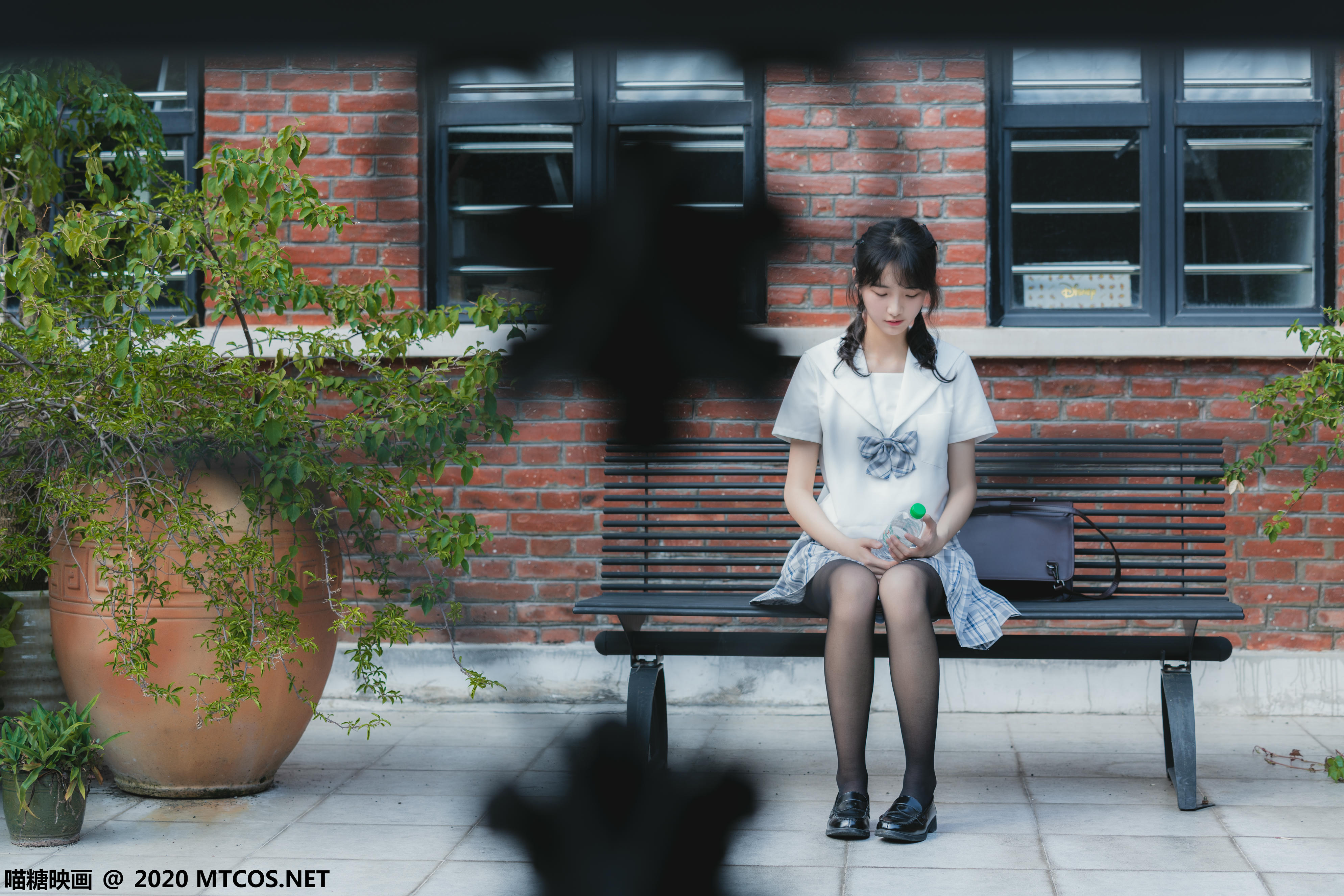 [喵糖映画] JKL.018 户外JK制服[54P／1.23GB]_第2集