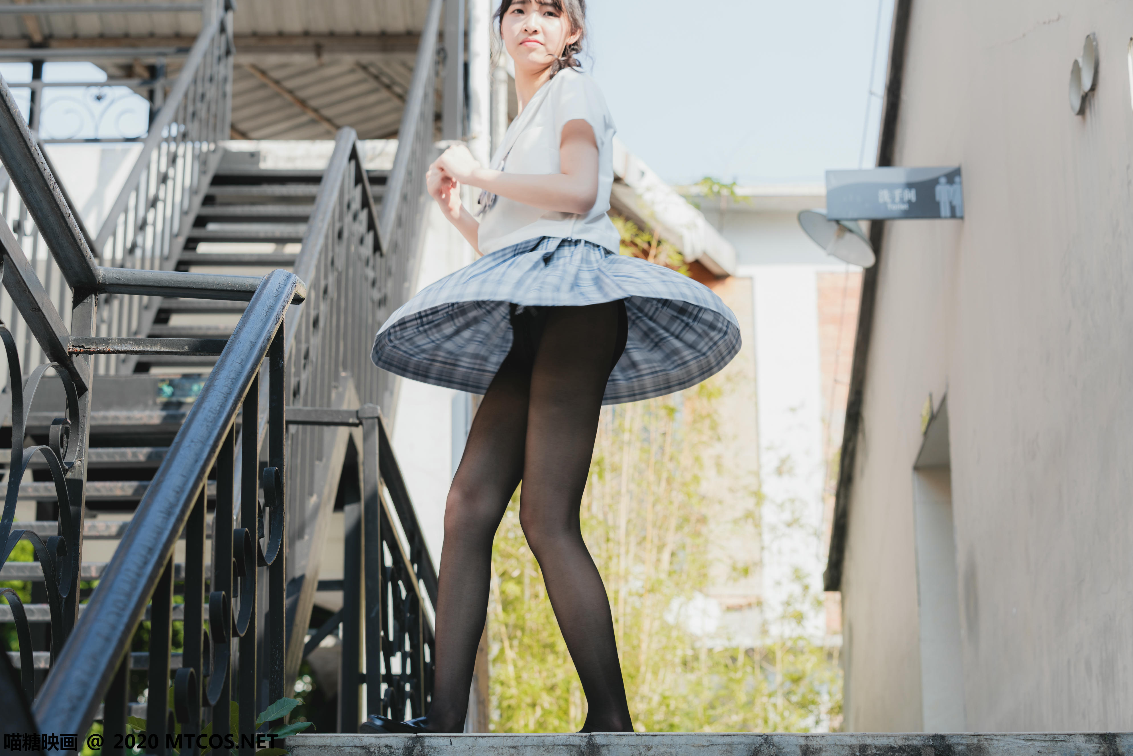 [喵糖映画] JKL.018 户外JK制服[54P／1.23GB]_第3集