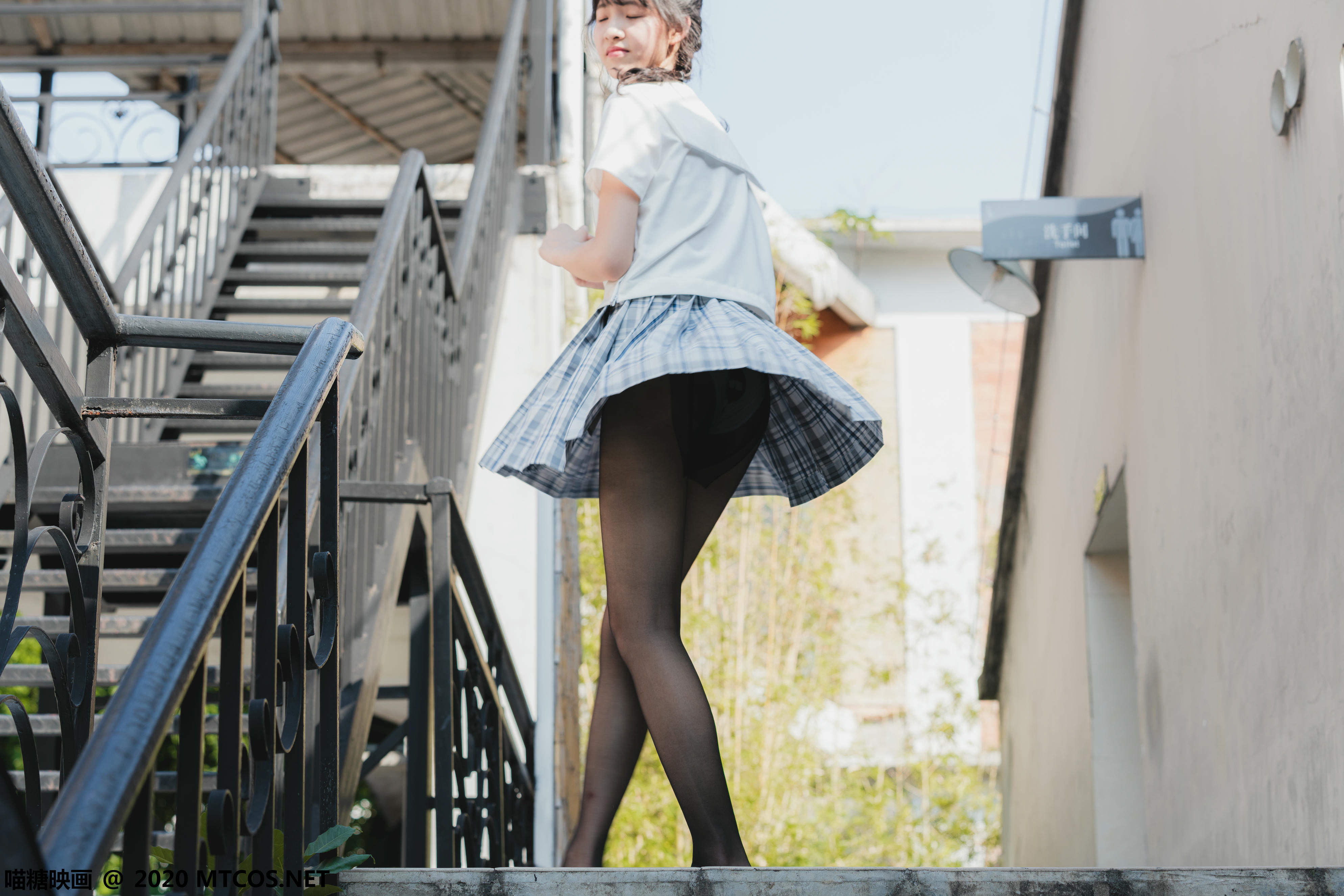 [喵糖映画] JKL.018 户外JK制服[54P／1.23GB]_第3集