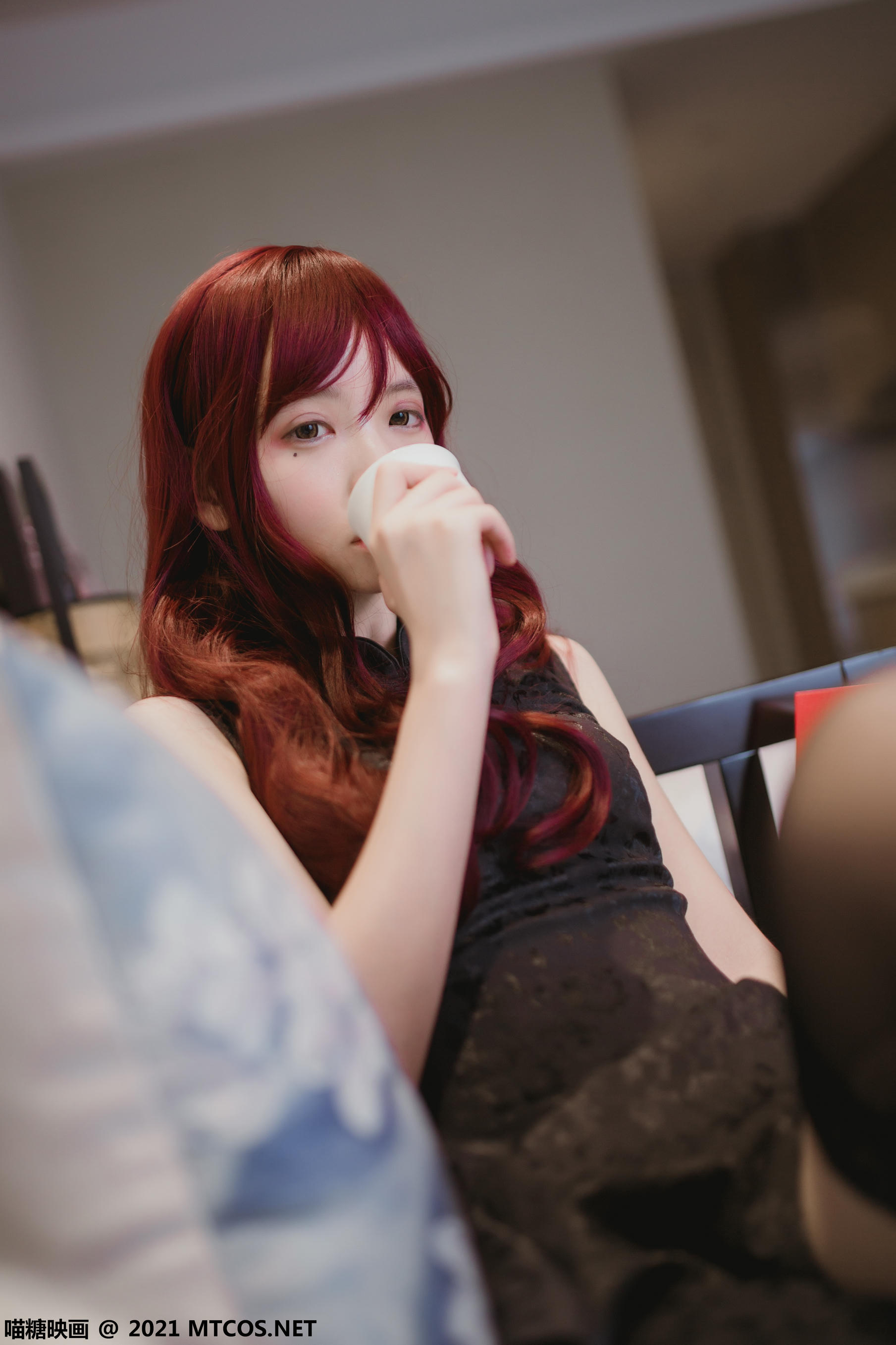 [喵糖映画] VOL.385 黑色旗袍[20P／190MB]_第1集