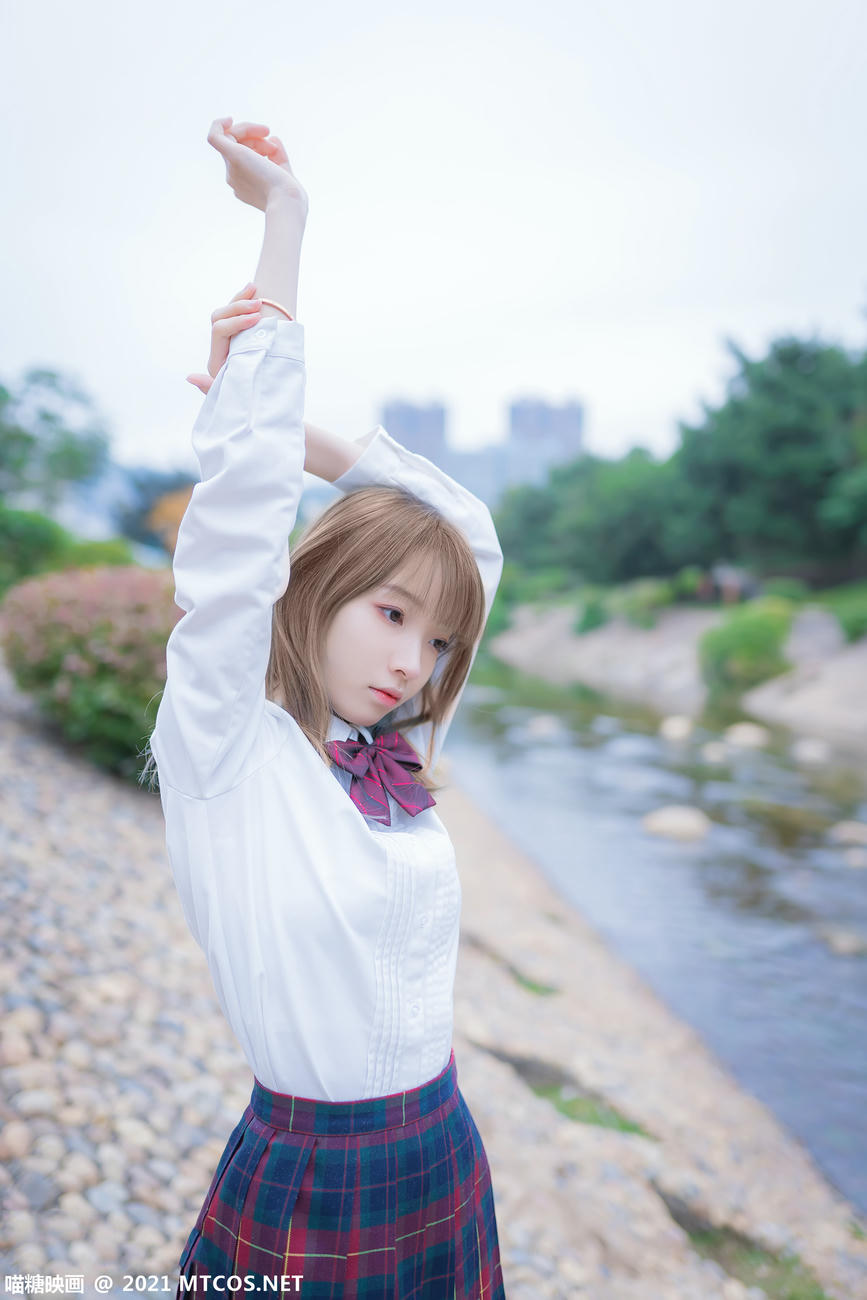 [喵糖映画] VOL.388 户外制服[38P／108MB]_第1集