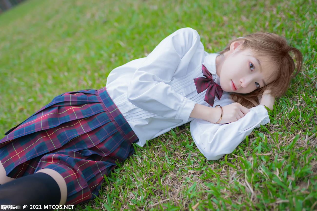 [喵糖映画] VOL.388 户外制服[38P／108MB]_第2集