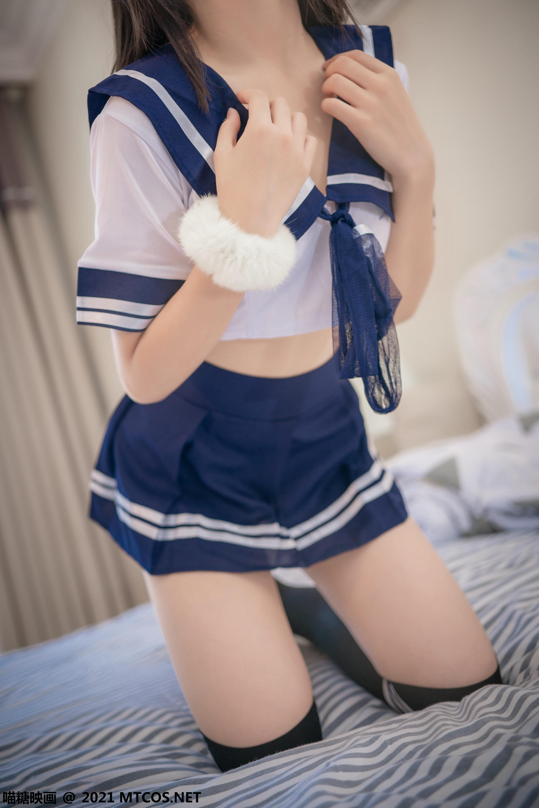 [喵糖映画] VOL.392 水手裙学妹[21P／178MB]_第1集