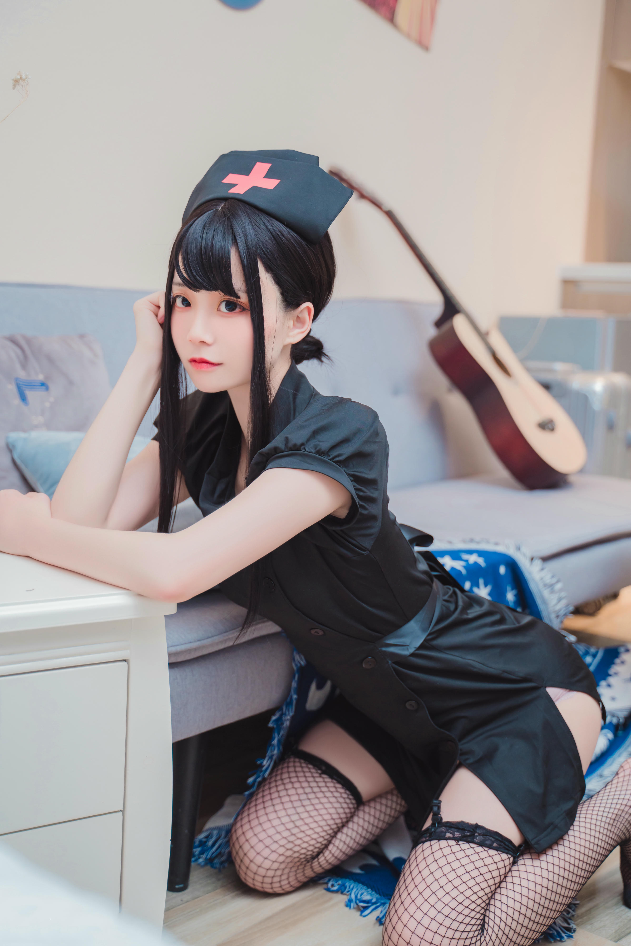 [喵糖映画] VOL.393 黑色护士[28P／476MB]_第1集