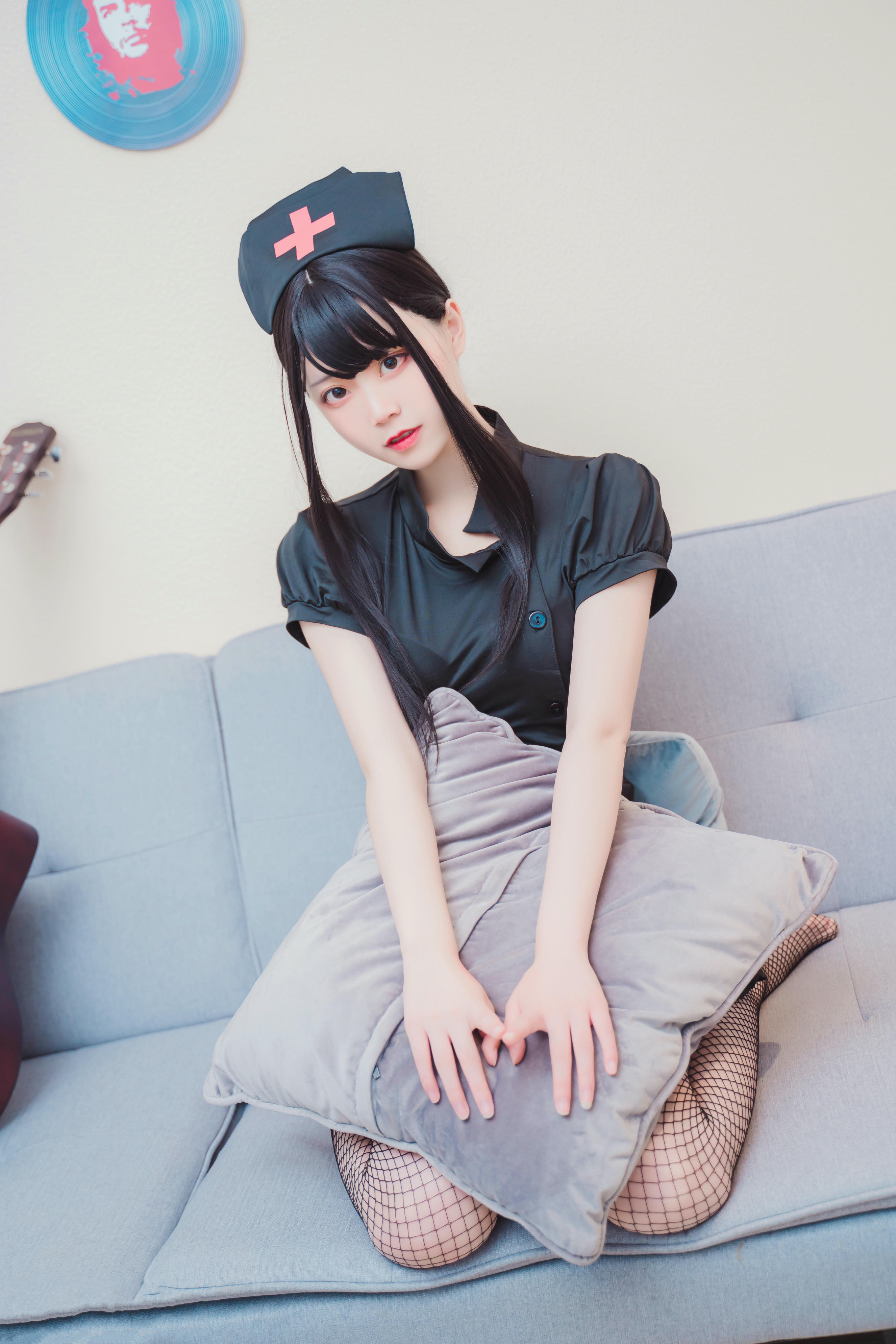 [喵糖映画] VOL.393 黑色护士[28P／476MB]_第1集