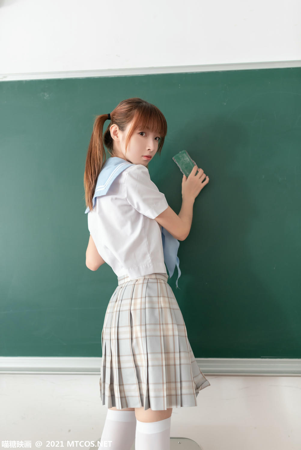 [喵糖映画] VOL.395 值日学妹[37P／68.2MB]_第2集