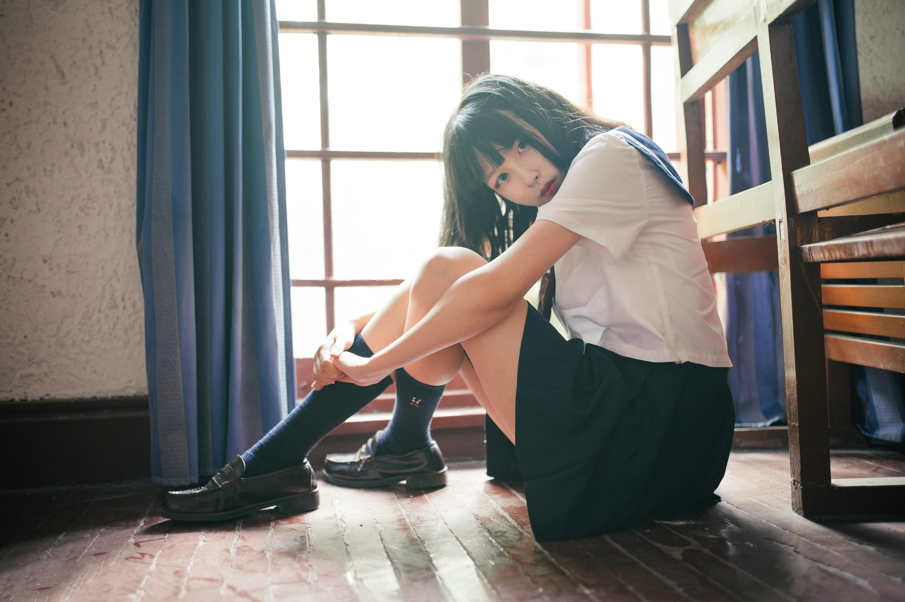 [喵糖映画] VOL.397 课室学妹[22P／148MB]_第1集