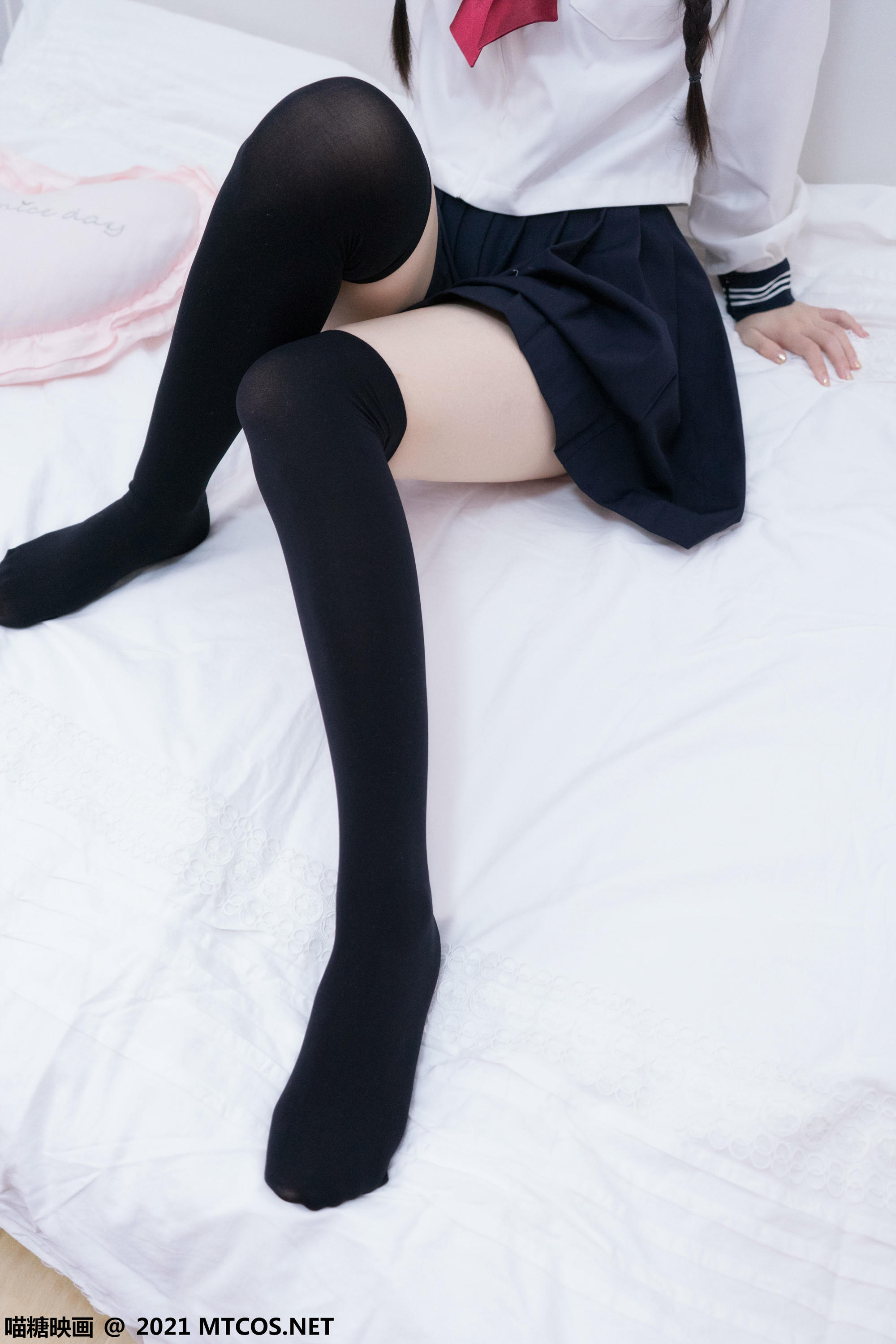 [喵糖映画] VOL.401 水手服学妹[30P／191MB]_第1集