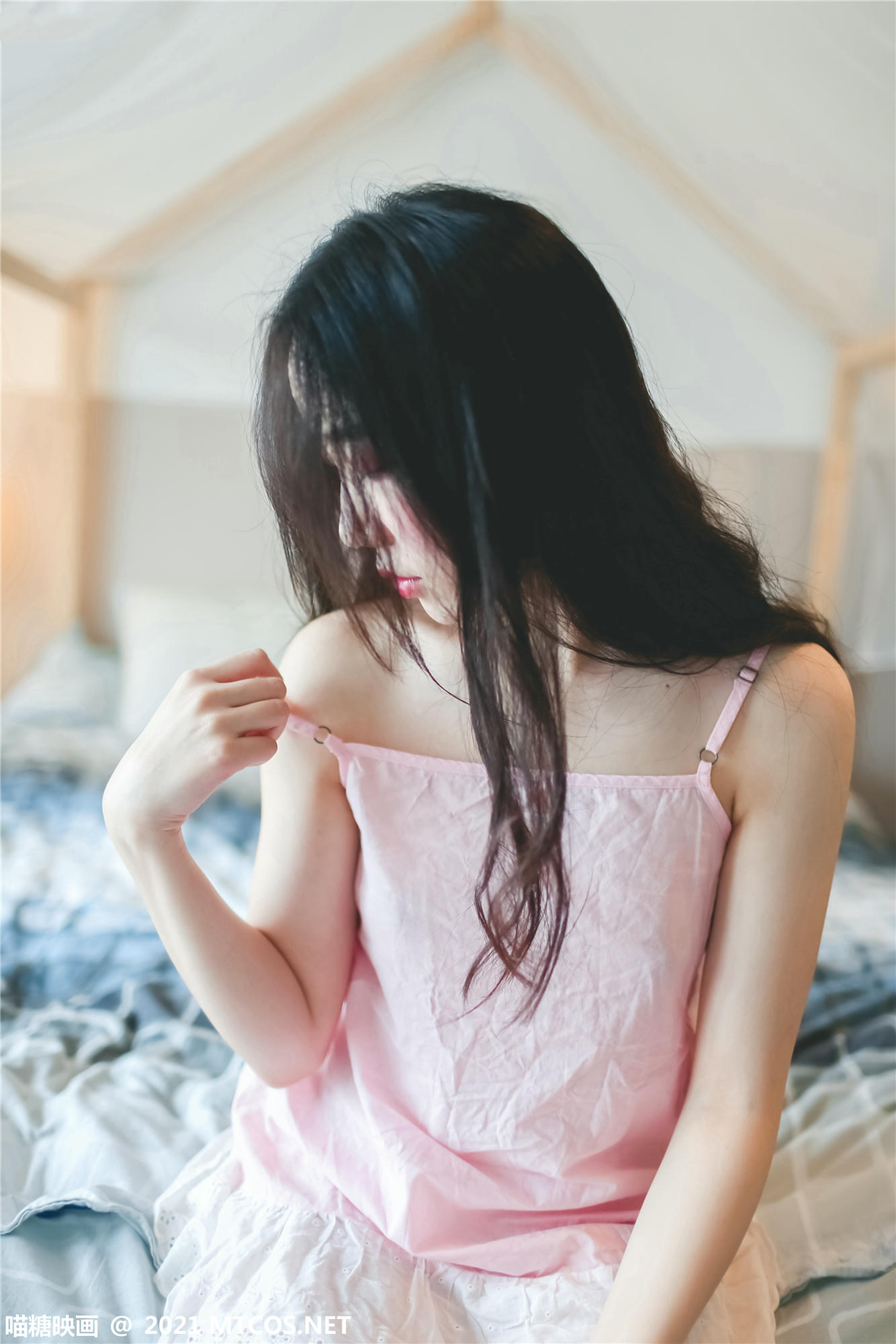 [喵糖映画] VOL.406 粉裙民宿[28P／163MB]_第1集