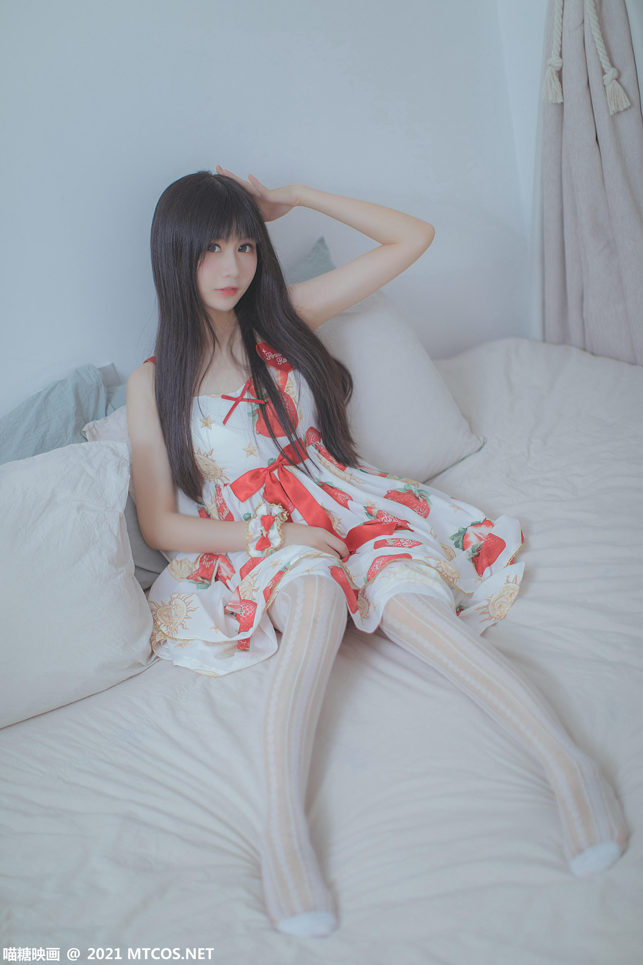 [喵糖映画] VOL.407 草莓小裙子[40P／366MB]_第2集