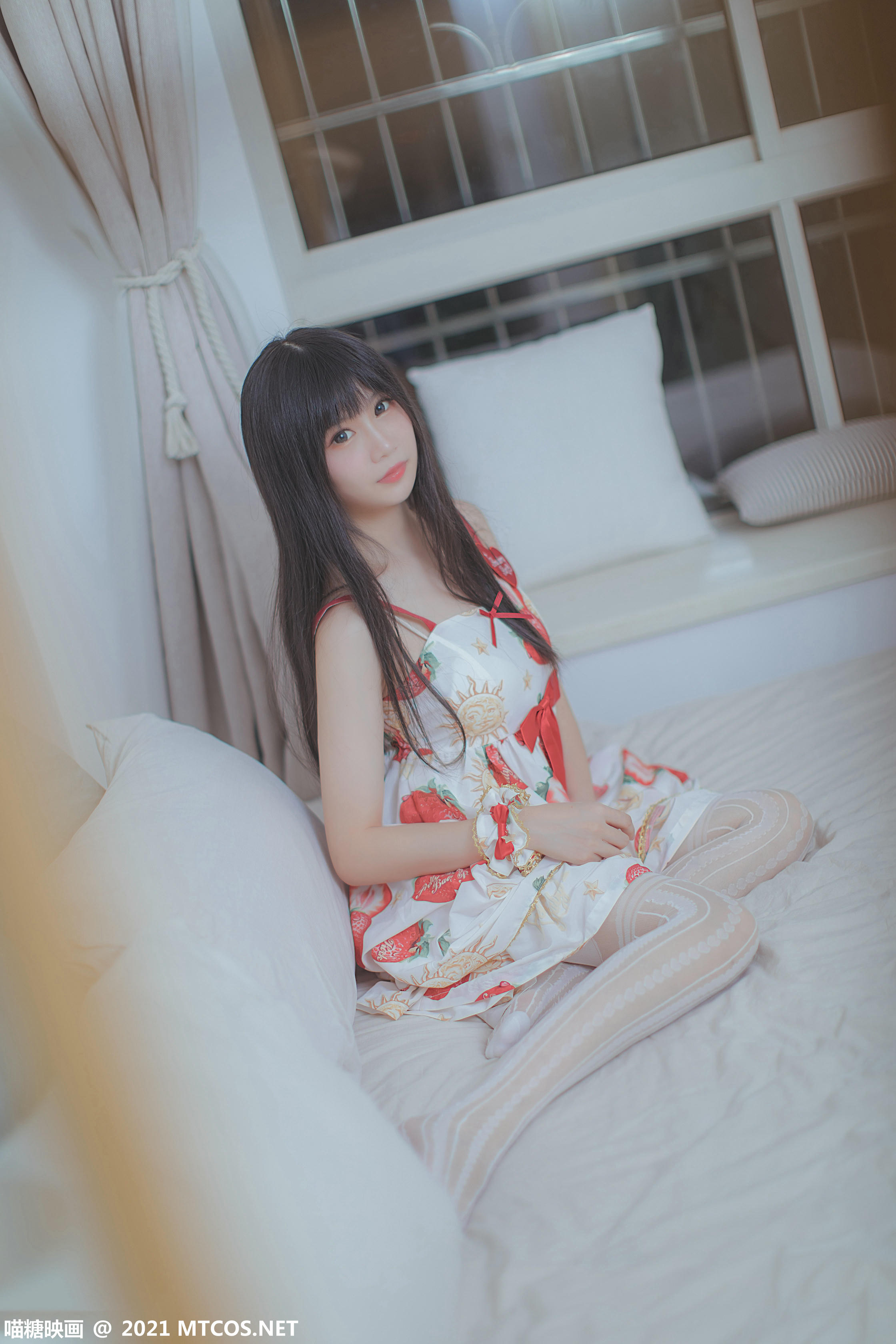 [喵糖映画] VOL.407 草莓小裙子[40P／366MB]_第2集