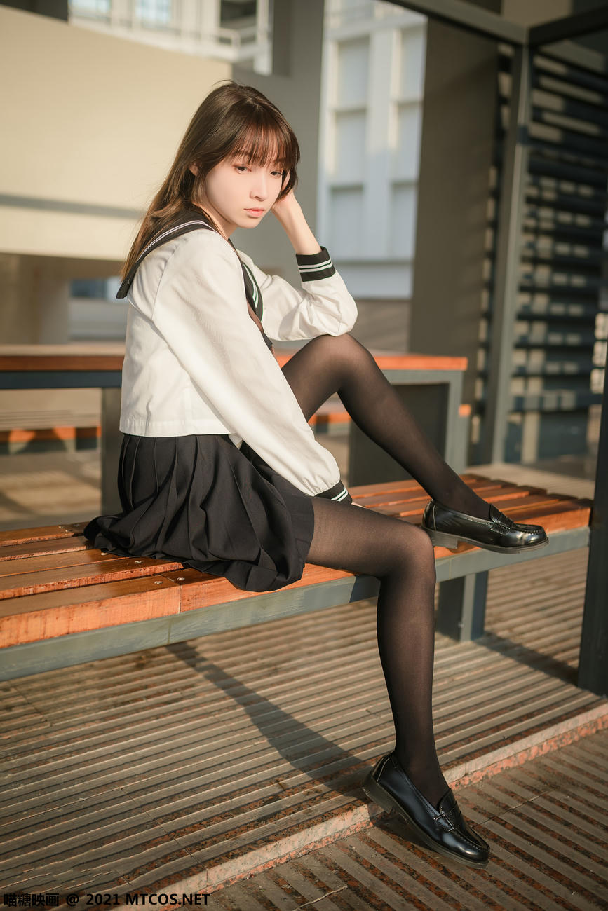 [喵糖映画] VOL.409 黄昏下的JK[33P／75.8MB]_第1集