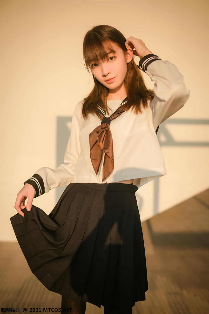 [喵糖映画] VOL.409 黄昏下的JK[33P／75.8MB]_第2集