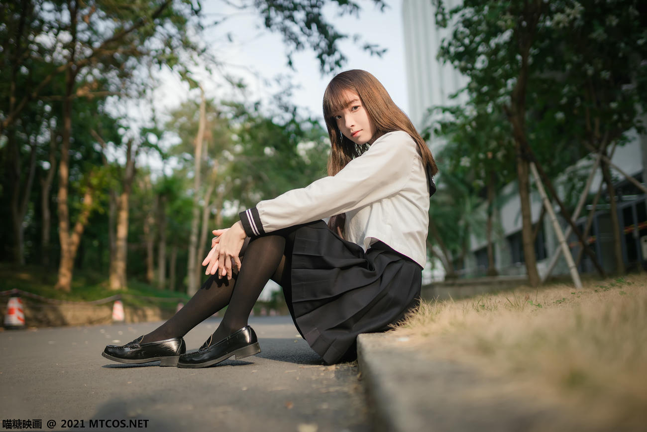 [喵糖映画] VOL.409 黄昏下的JK[33P／75.8MB]_第1集