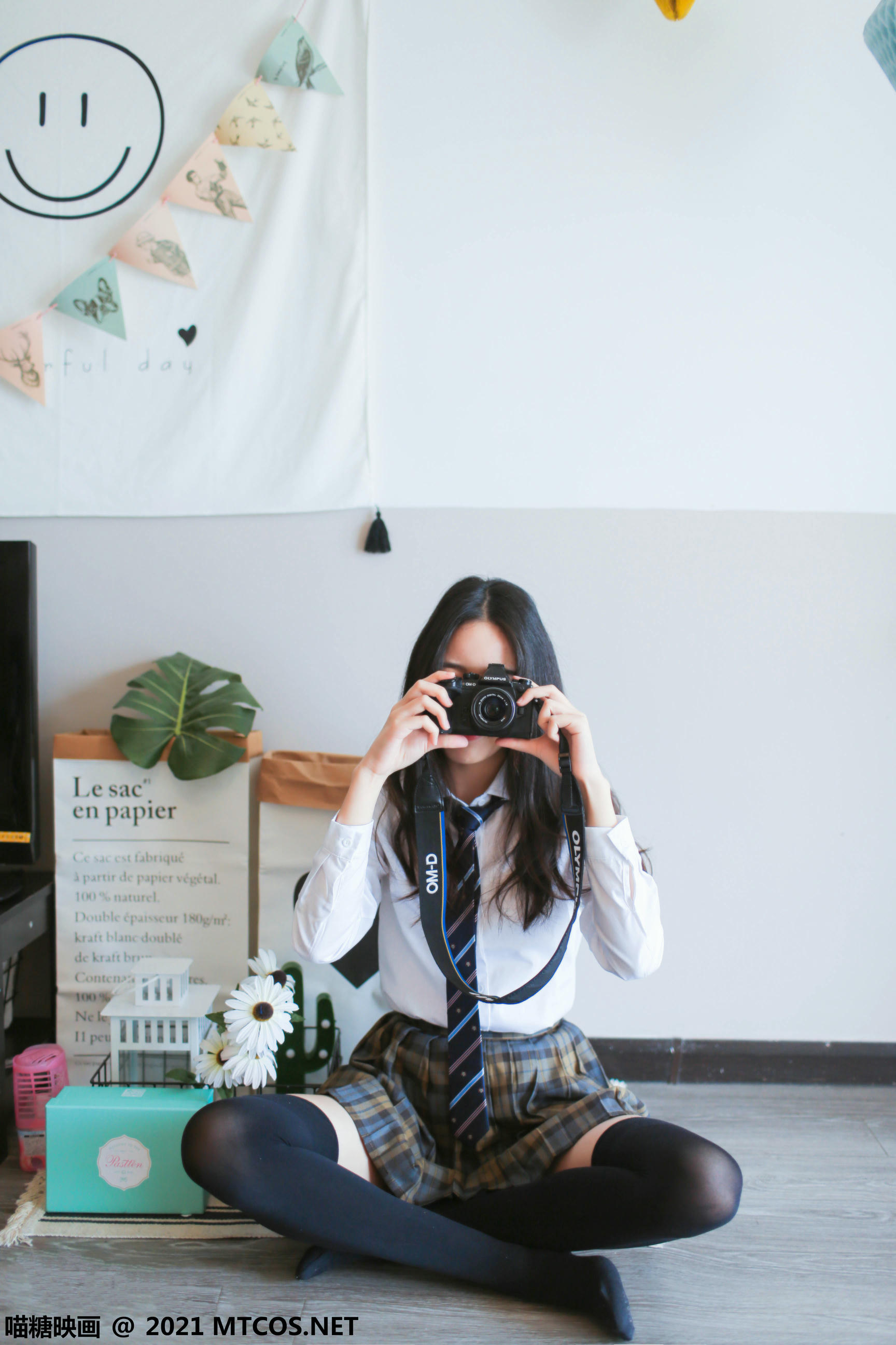 [喵糖映画] VOL.412 民宿JK[21P／112MB]_第1集