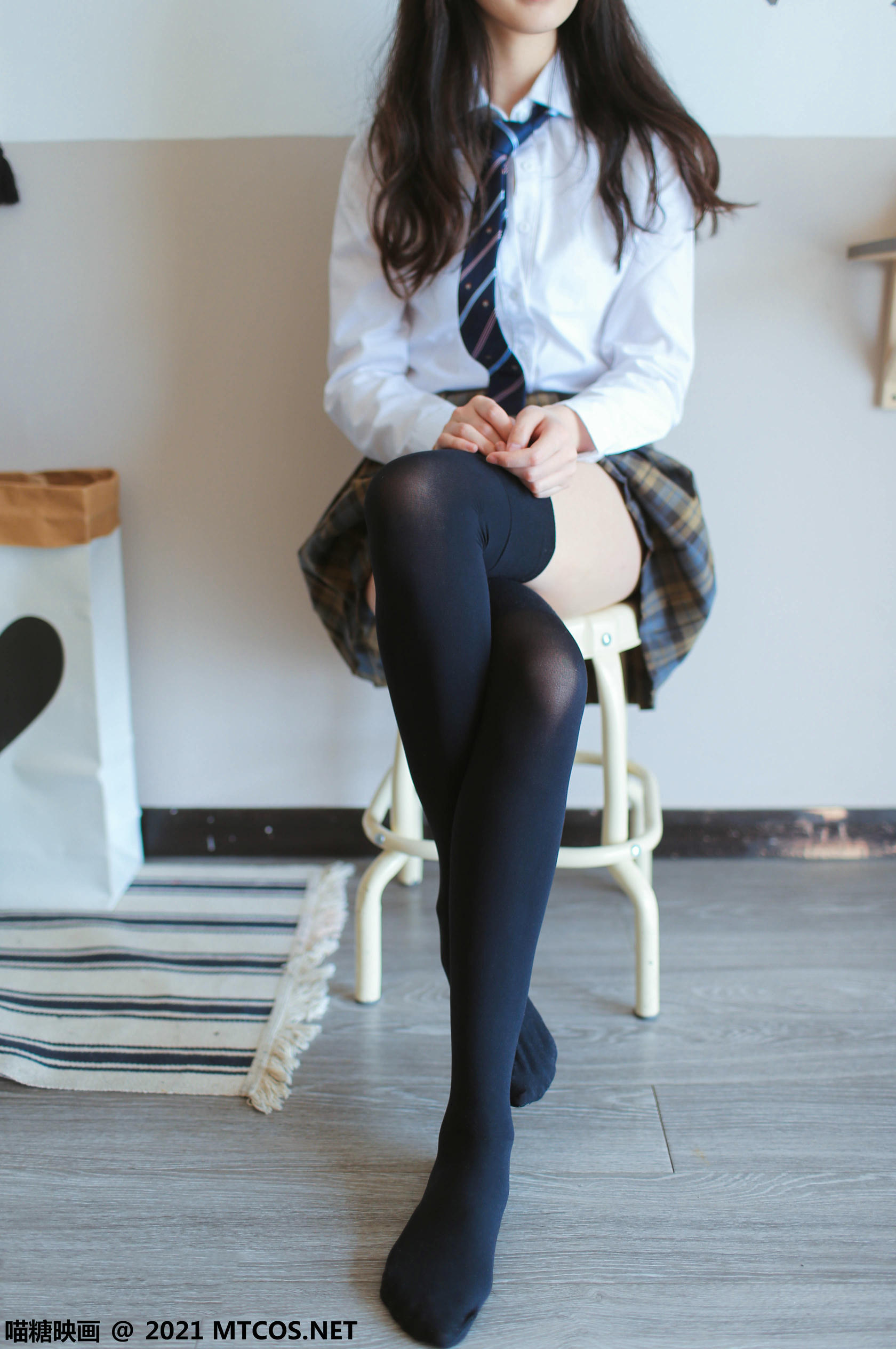 [喵糖映画] VOL.412 民宿JK[21P／112MB]_第1集