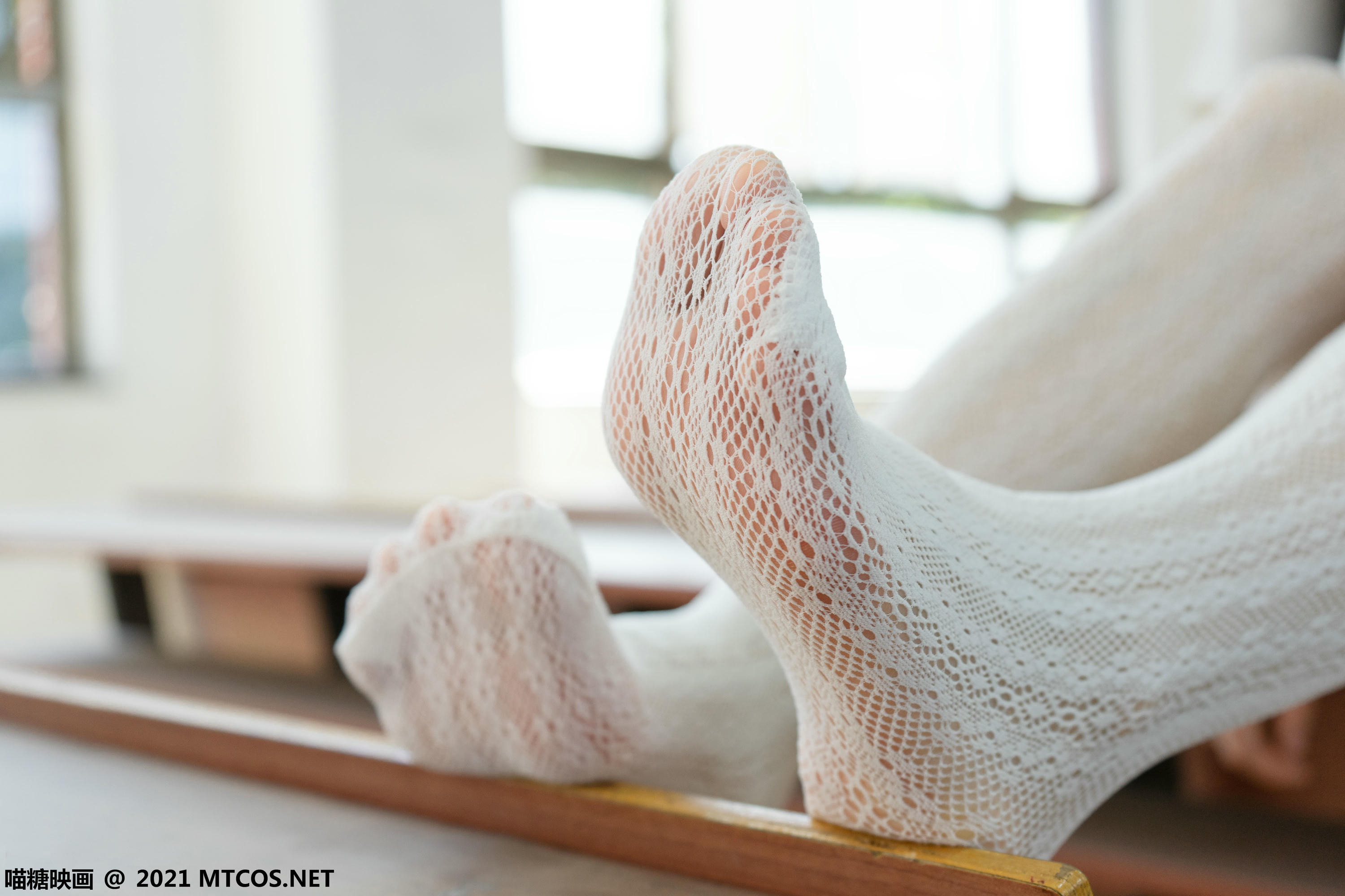 [喵糖映画] VOL.413 教室学妹[39P／337MB]_第1集