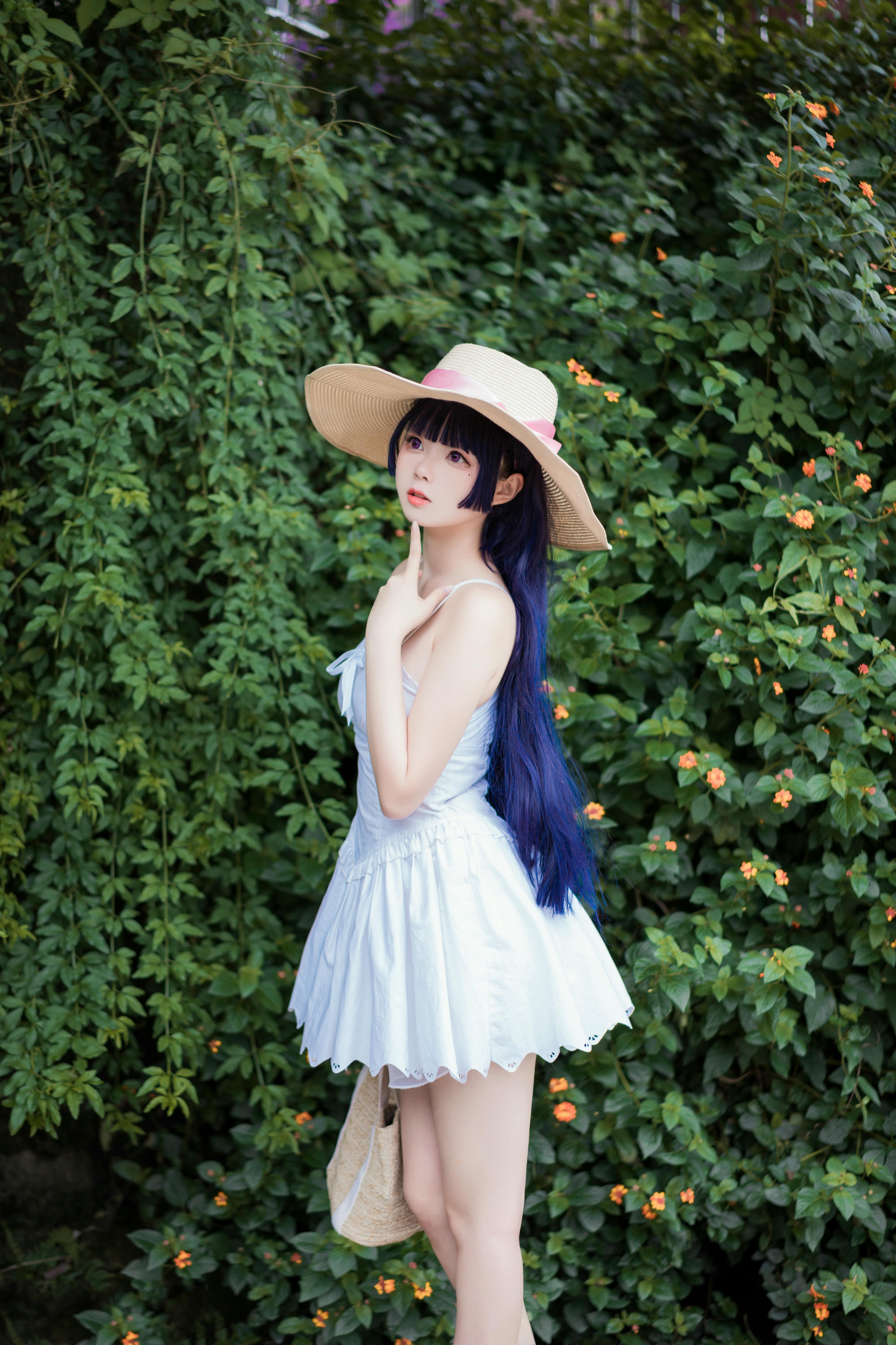 [喵糖映画] VOL.414 花园白裙[37P-402MB]_第1集