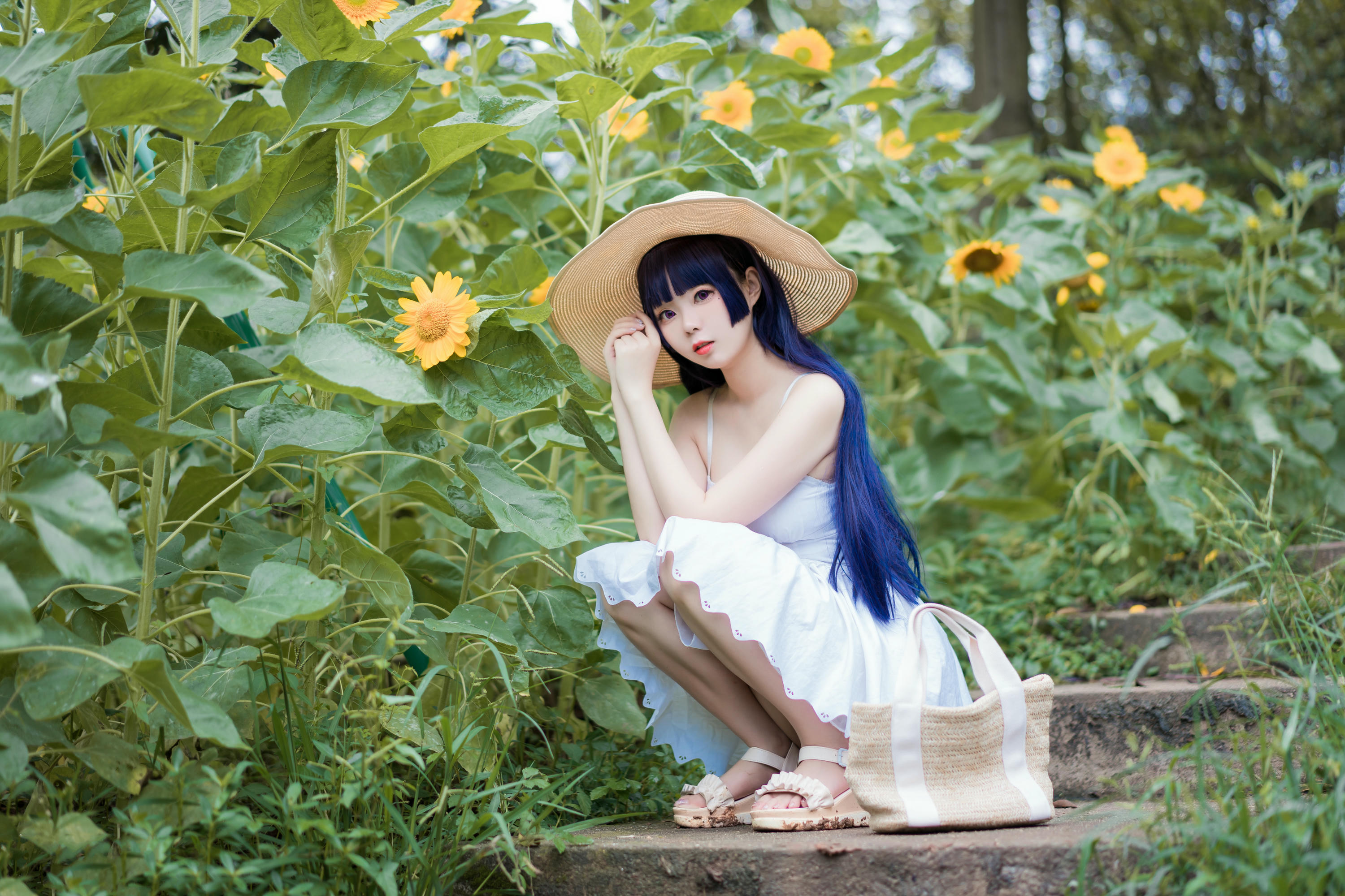 [喵糖映画] VOL.414 花园白裙[37P-402MB]_第2集