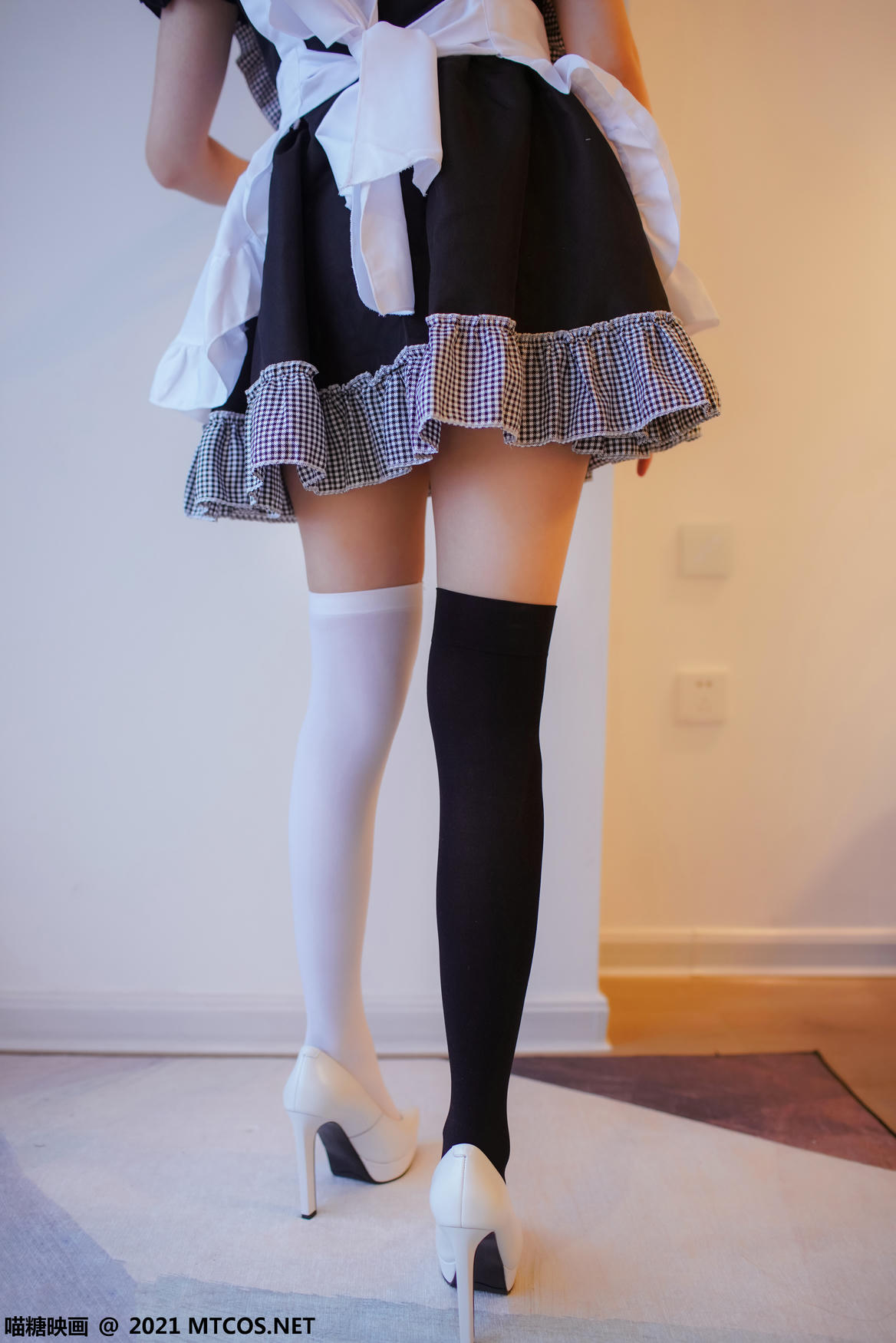 [喵糖映画] VOL.416 黑白女仆[37P／217MB]_第1集