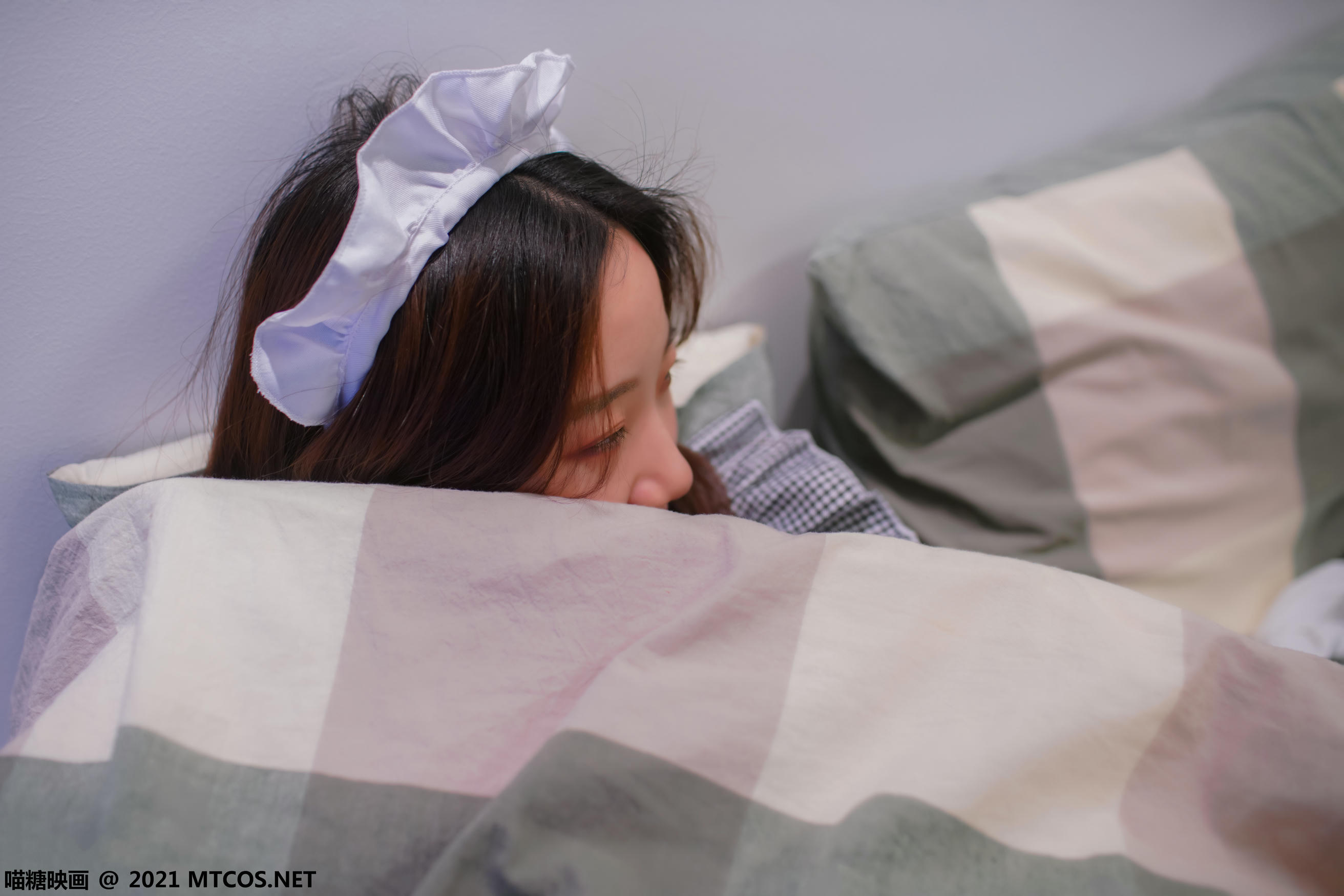 [喵糖映画] VOL.416 黑白女仆[37P／217MB]_第2集