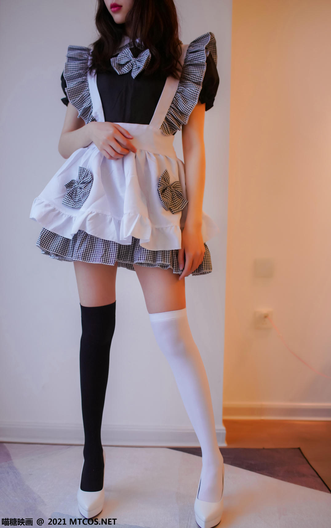 [喵糖映画] VOL.416 黑白女仆[37P／217MB]_第1集