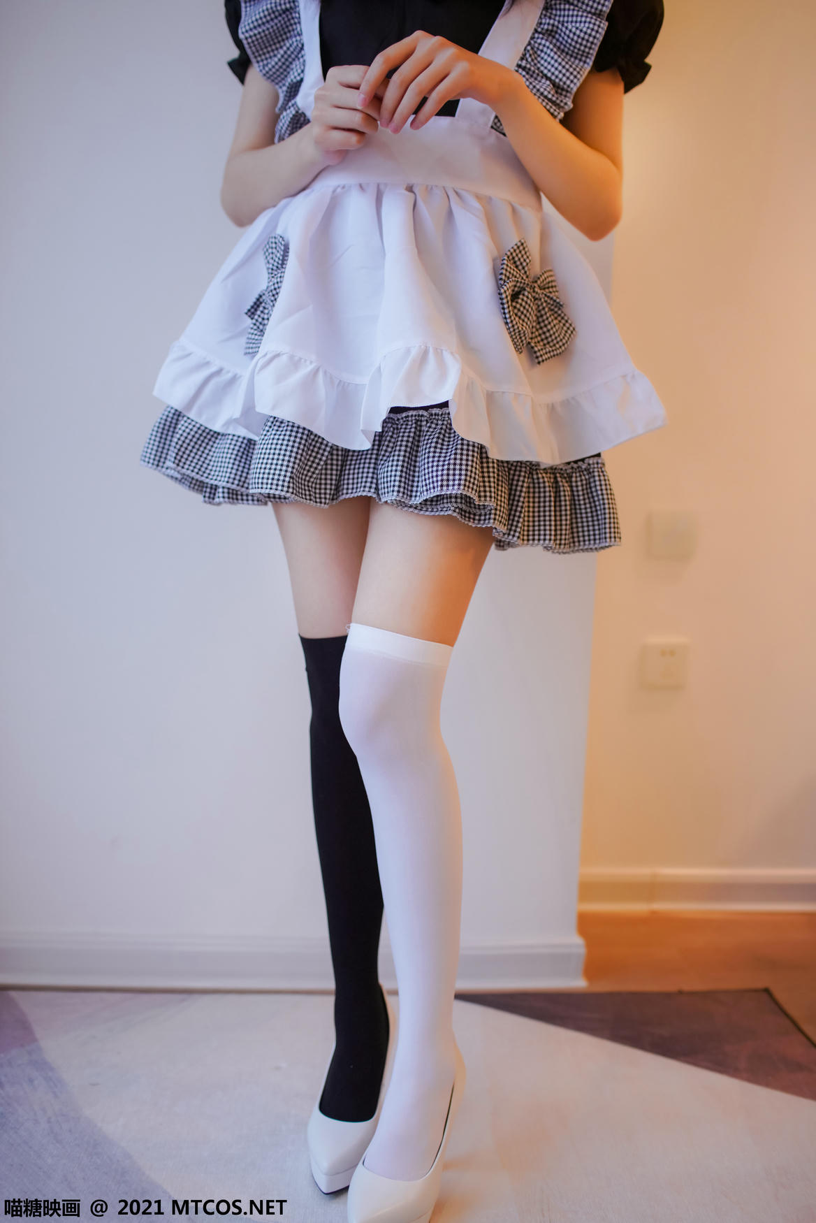 [喵糖映画] VOL.416 黑白女仆[37P／217MB]_第1集