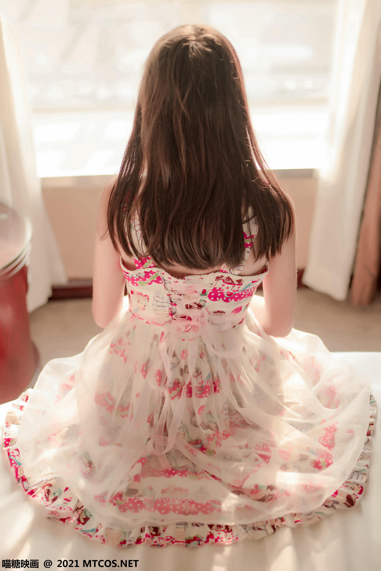 [喵糖映画] VOL.417 草莓裙子[27P／199MB]_第1集