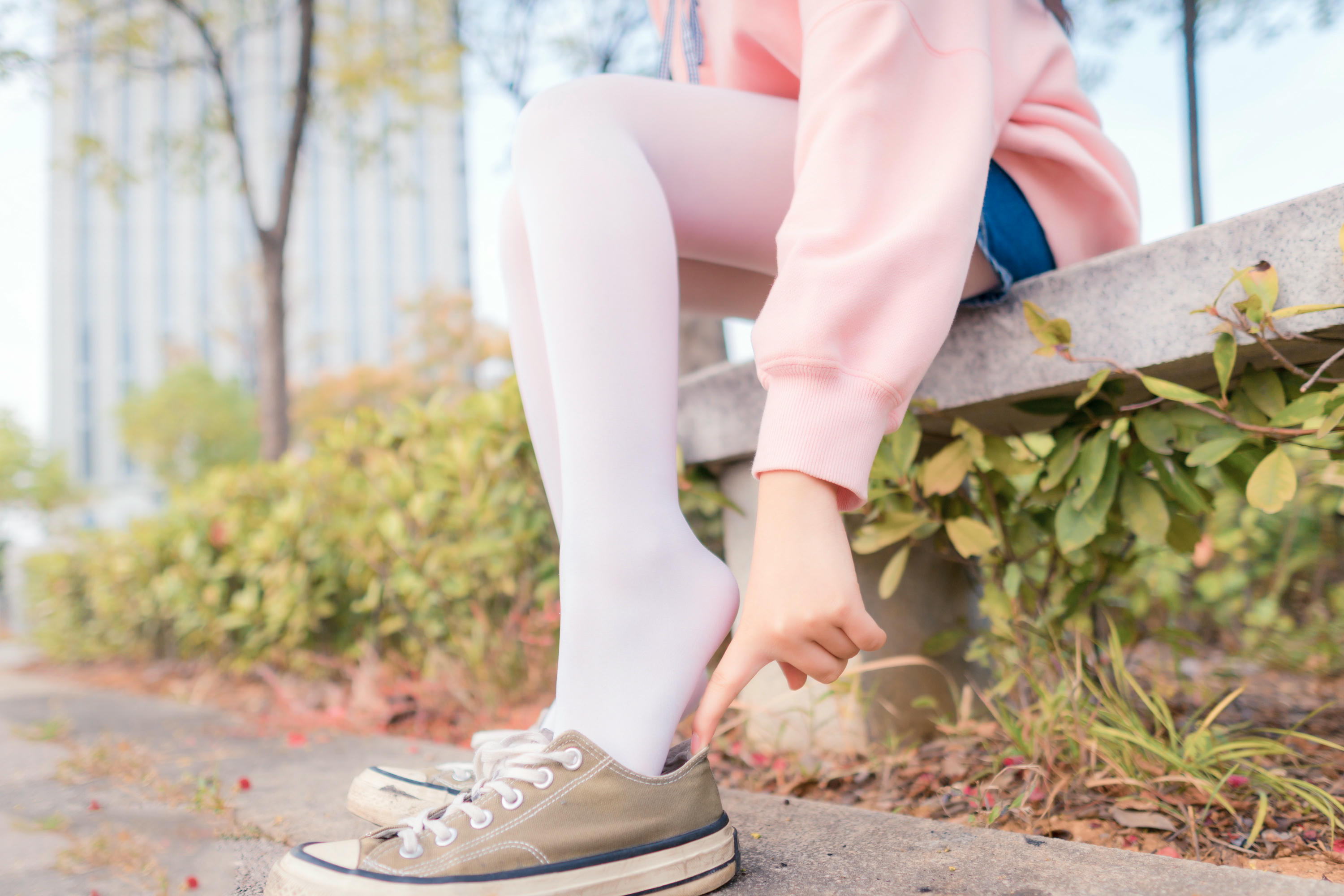 [喵糖映画] VOL.420 春日踏青[37P／250MB]_第1集