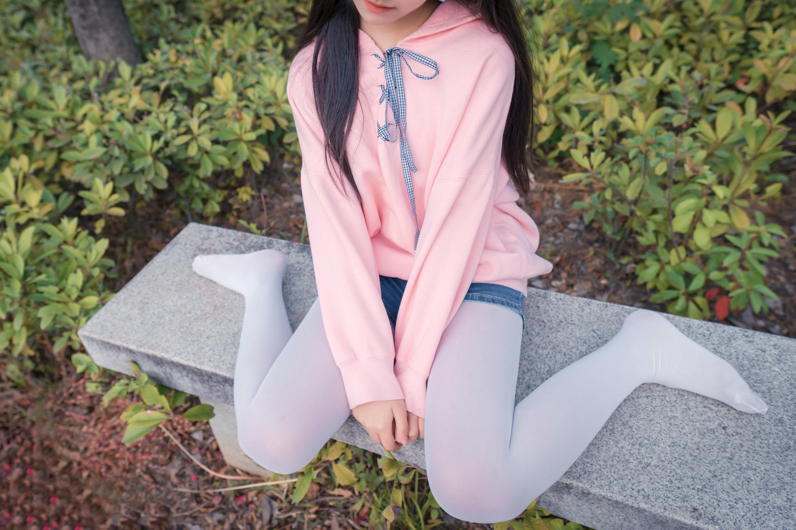 [喵糖映画] VOL.420 春日踏青[37P／250MB]_第2集