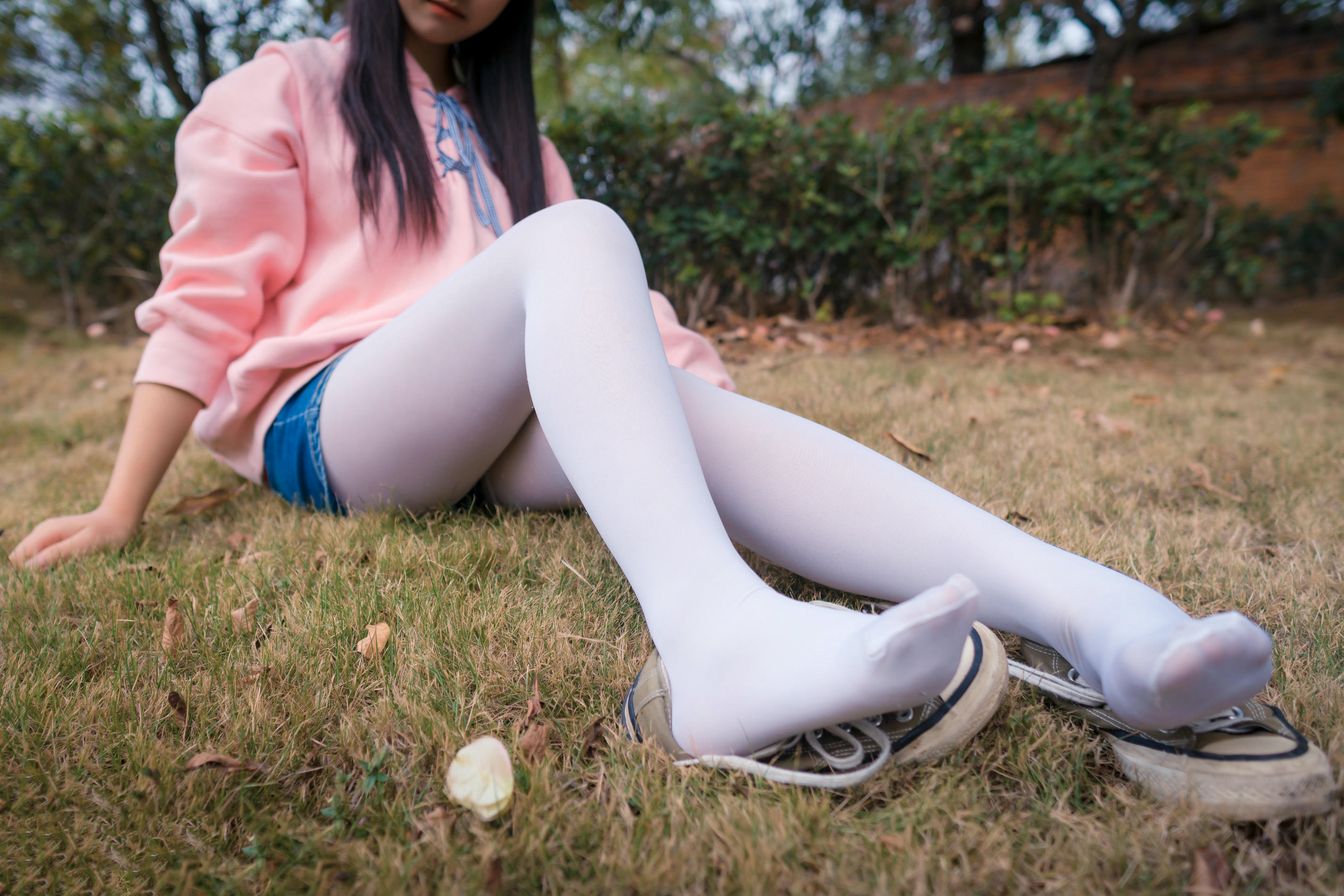 [喵糖映画] VOL.420 春日踏青[37P／250MB]_第2集