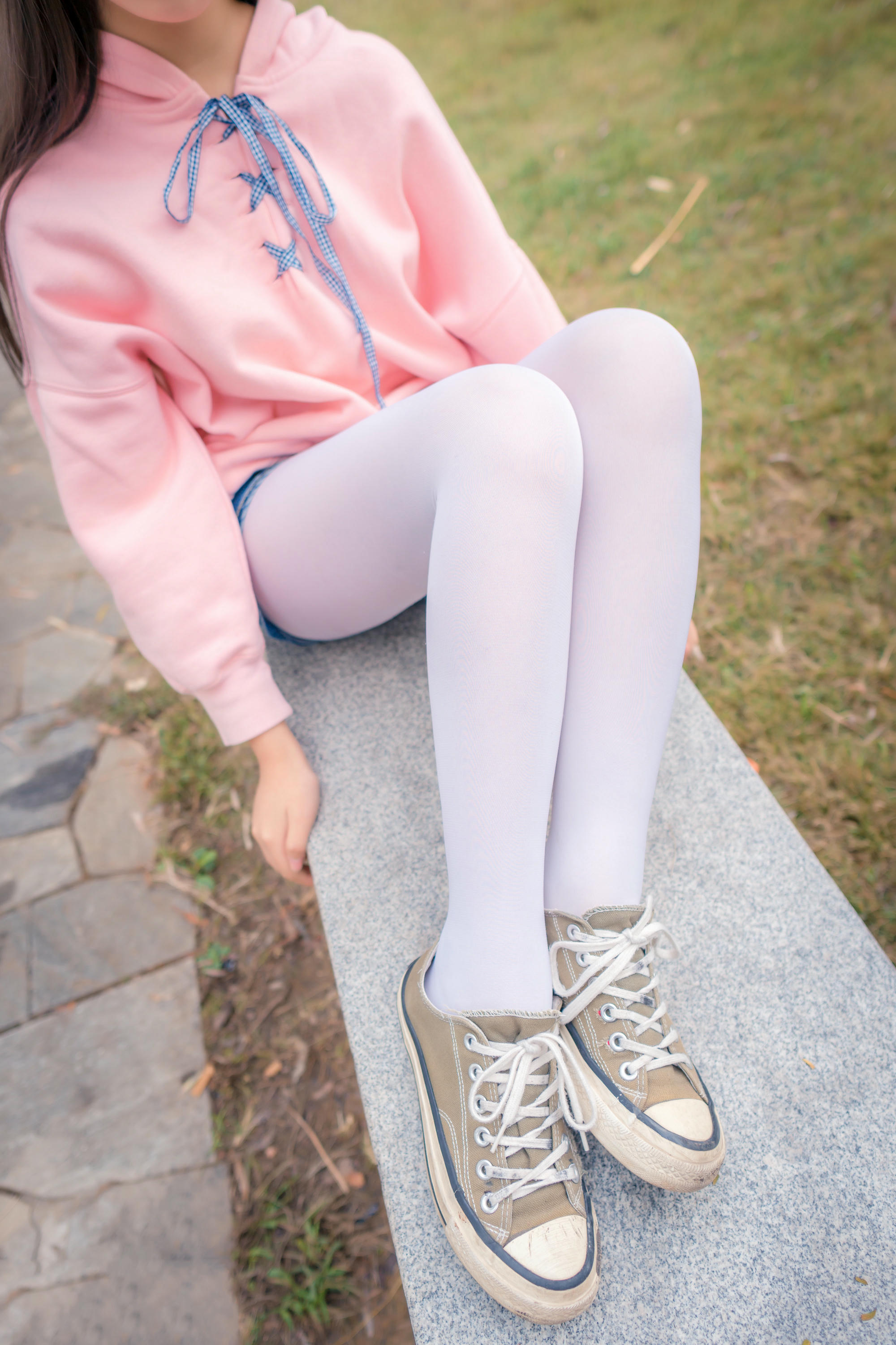 [喵糖映画] VOL.420 春日踏青[37P／250MB]_第2集