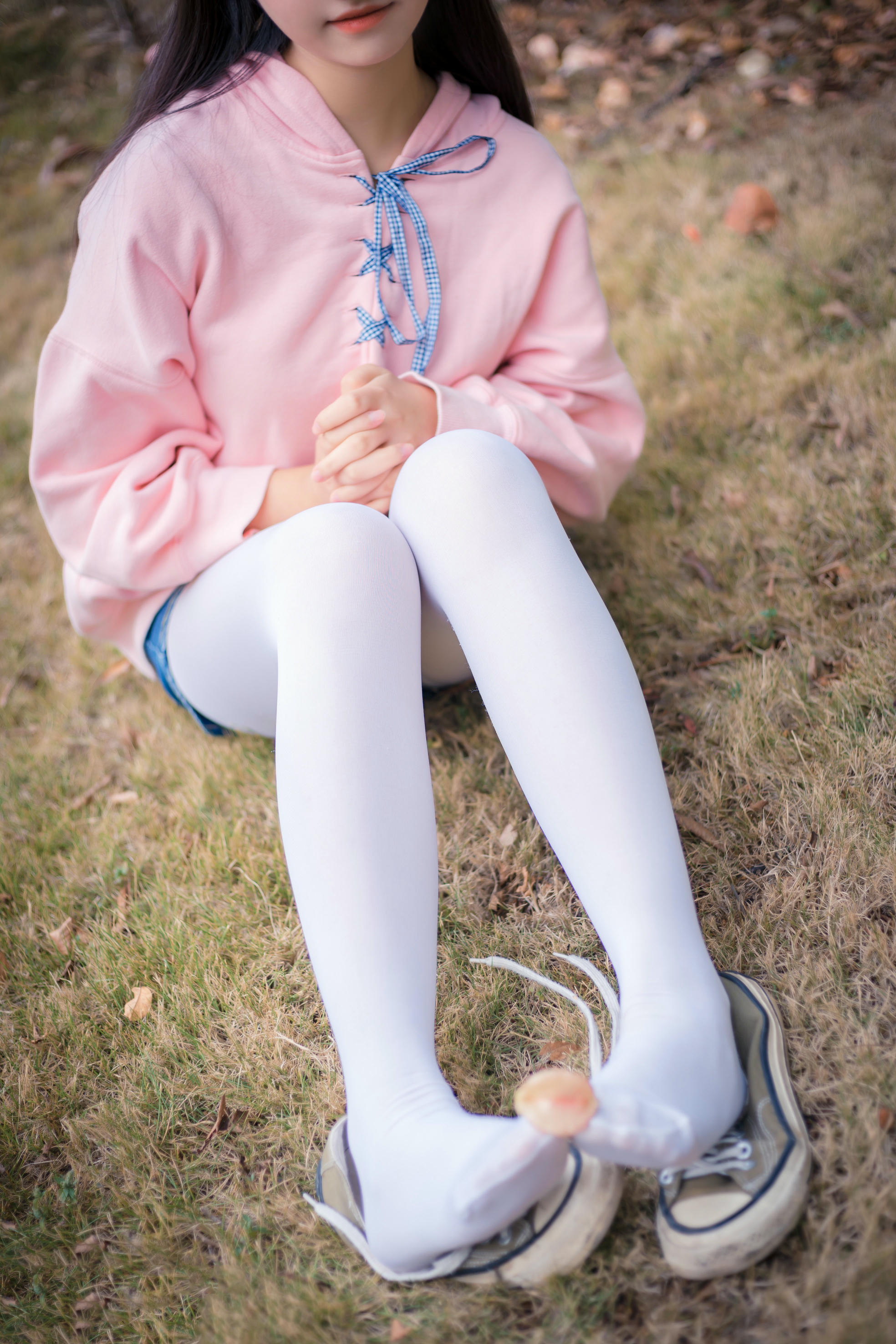 [喵糖映画] VOL.420 春日踏青[37P／250MB]_第1集