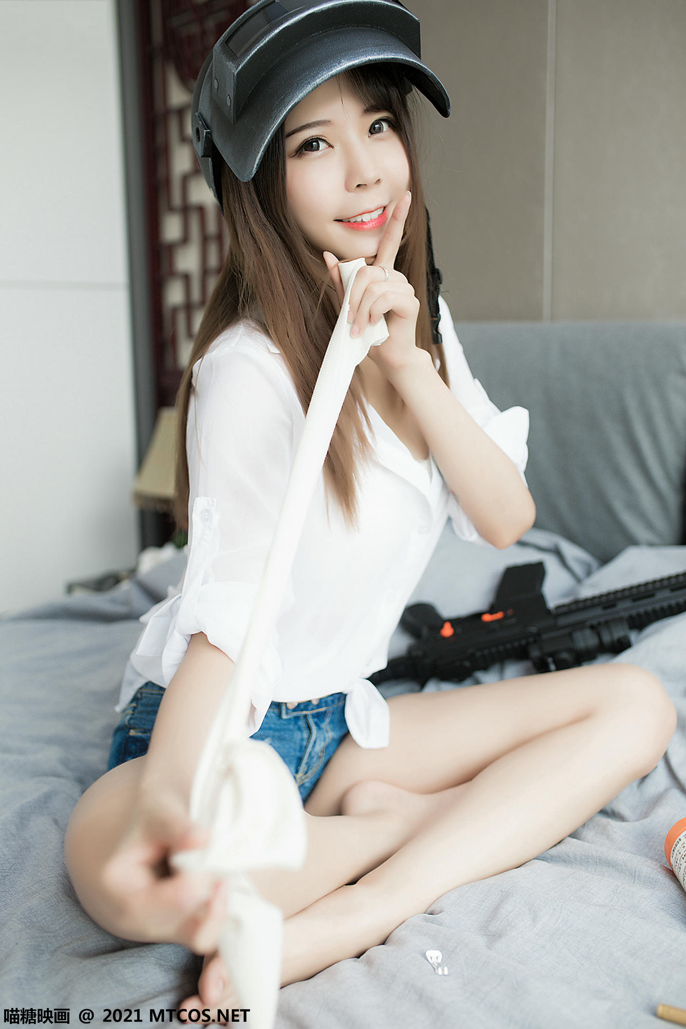 [喵糖映画] VOL.421 吃鸡少女[45P／333MB]_第1集