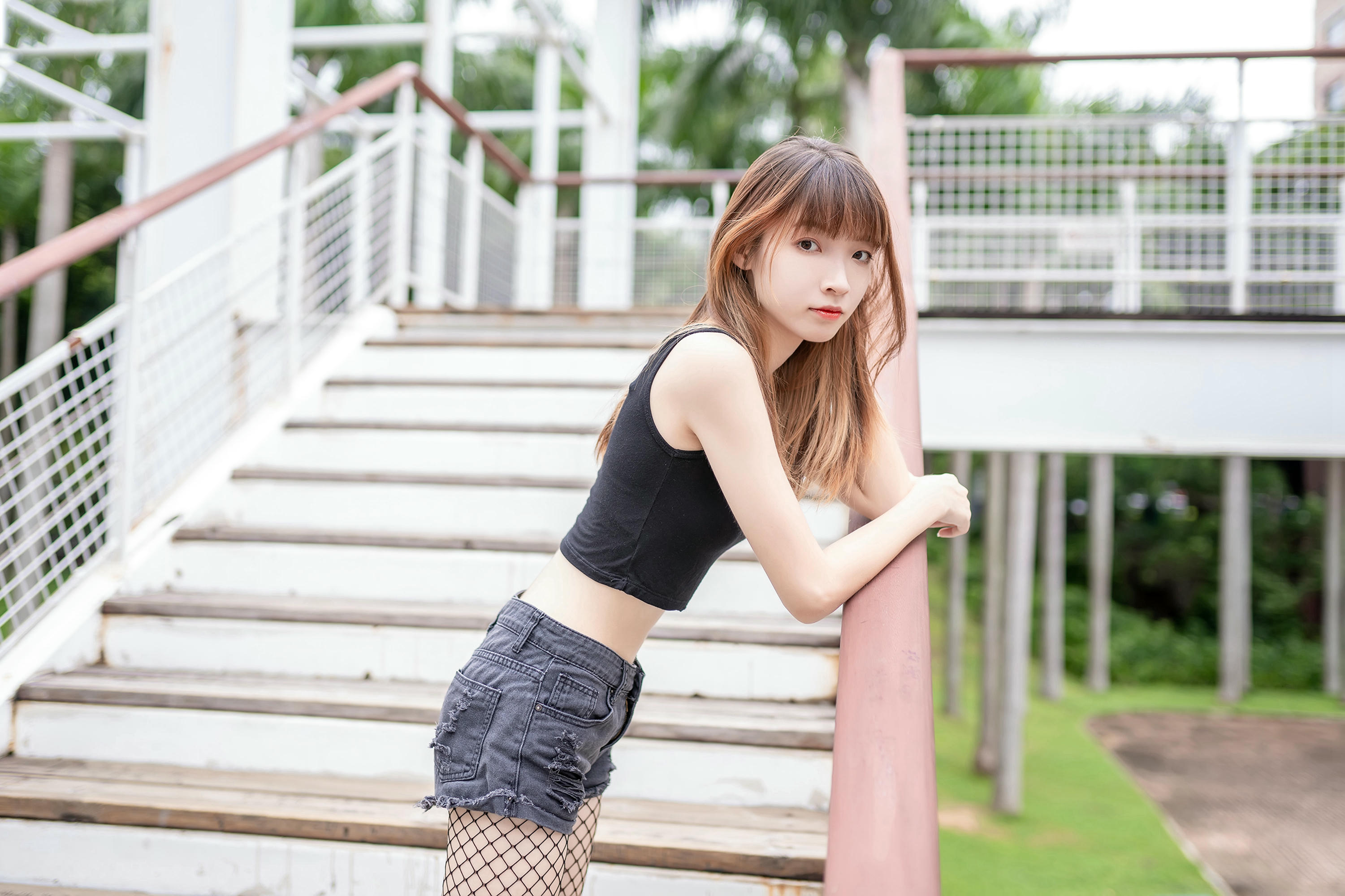 [喵糖映画] VOL.422 网袜少女[50P／280MB]_第2集