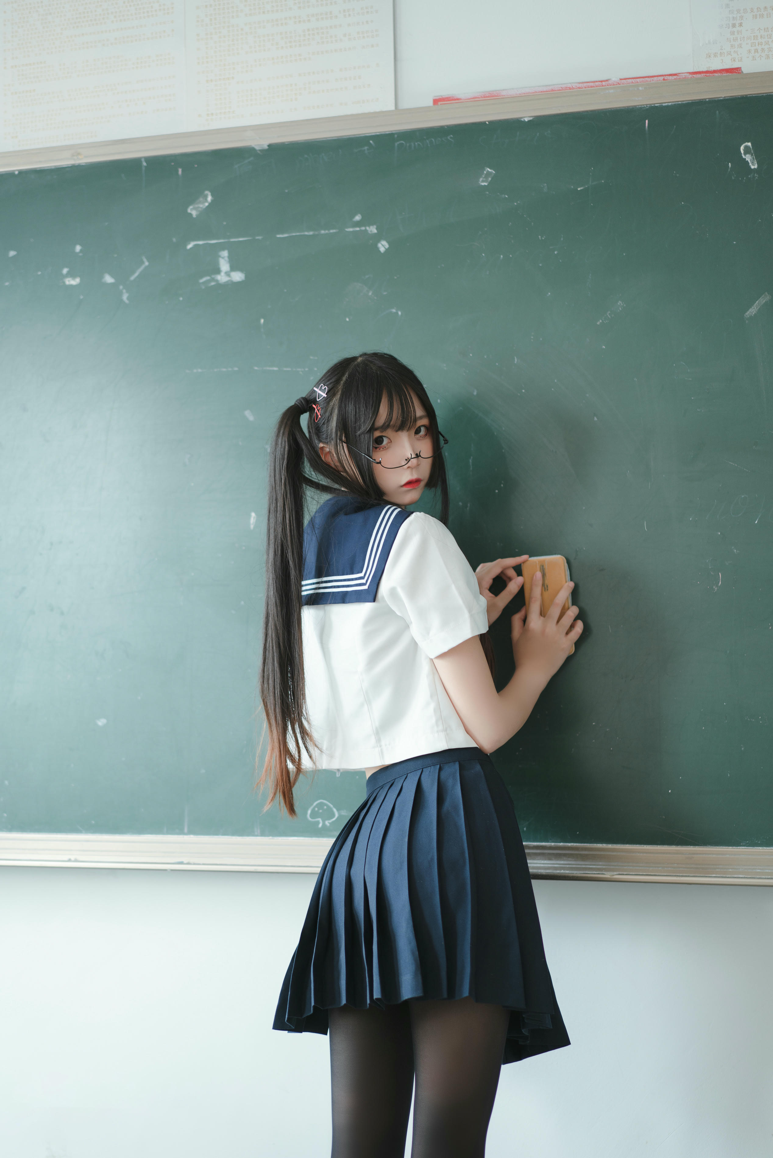 [喵糖映画] JKL.022 教室JK制服[39P／680MB]_第1集