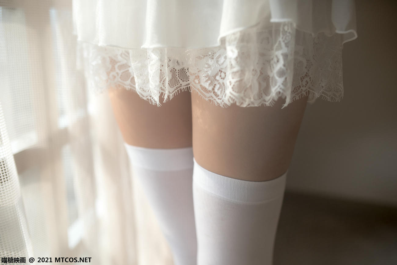 [喵糖映画]VOL.425 窗边暖阳[35P／73.3MB]_第1集