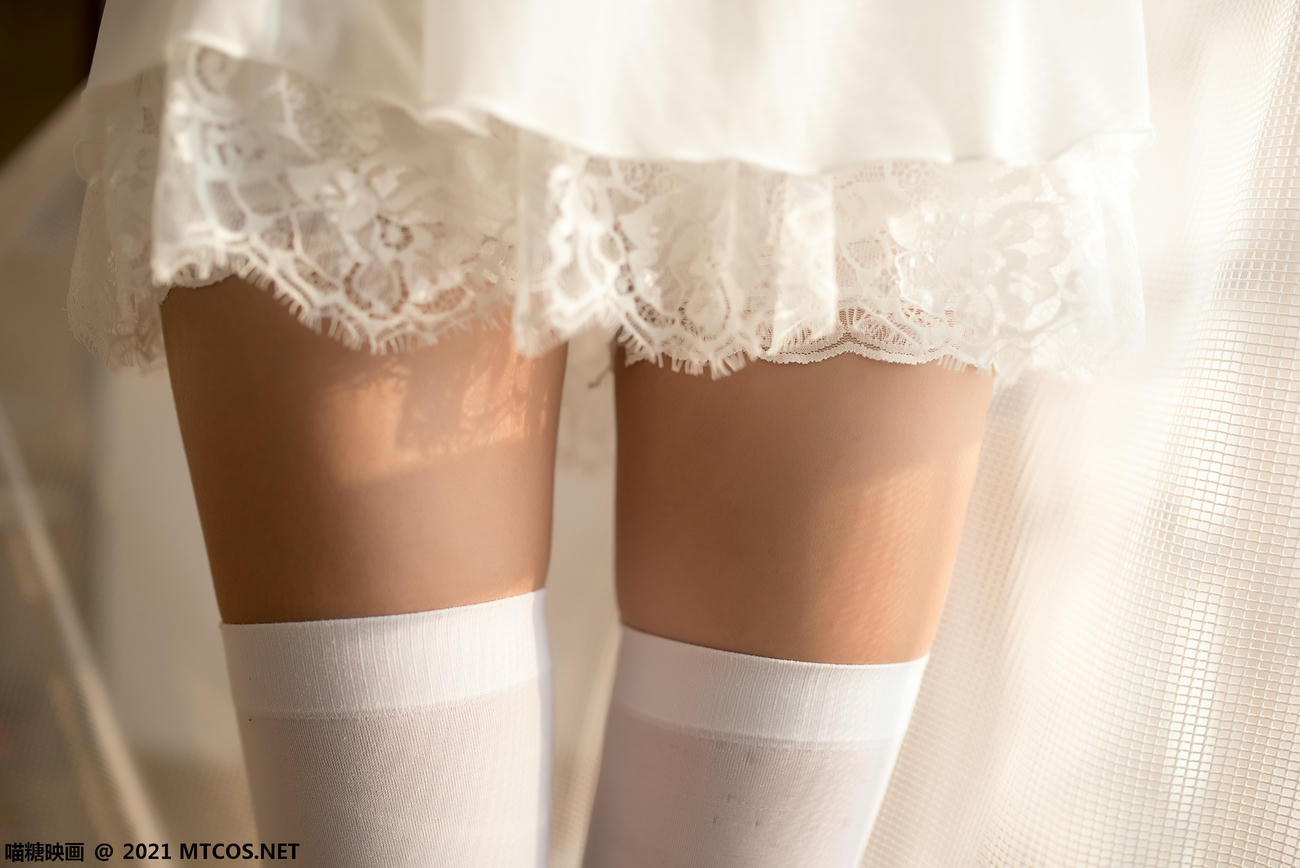 [喵糖映画]VOL.425 窗边暖阳[35P／73.3MB]_第2集